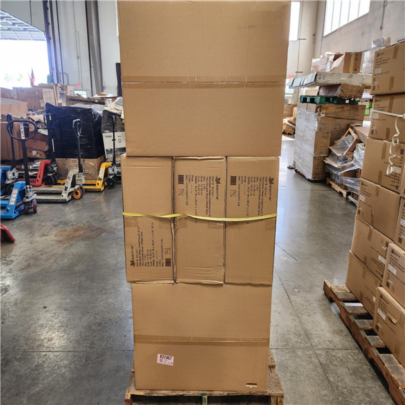 Phoenix Location NEW Seasons Stainless Steel Undermount 31.5 18G Double Bowl Offset Sink Pallet (12 Total) (SEALED)