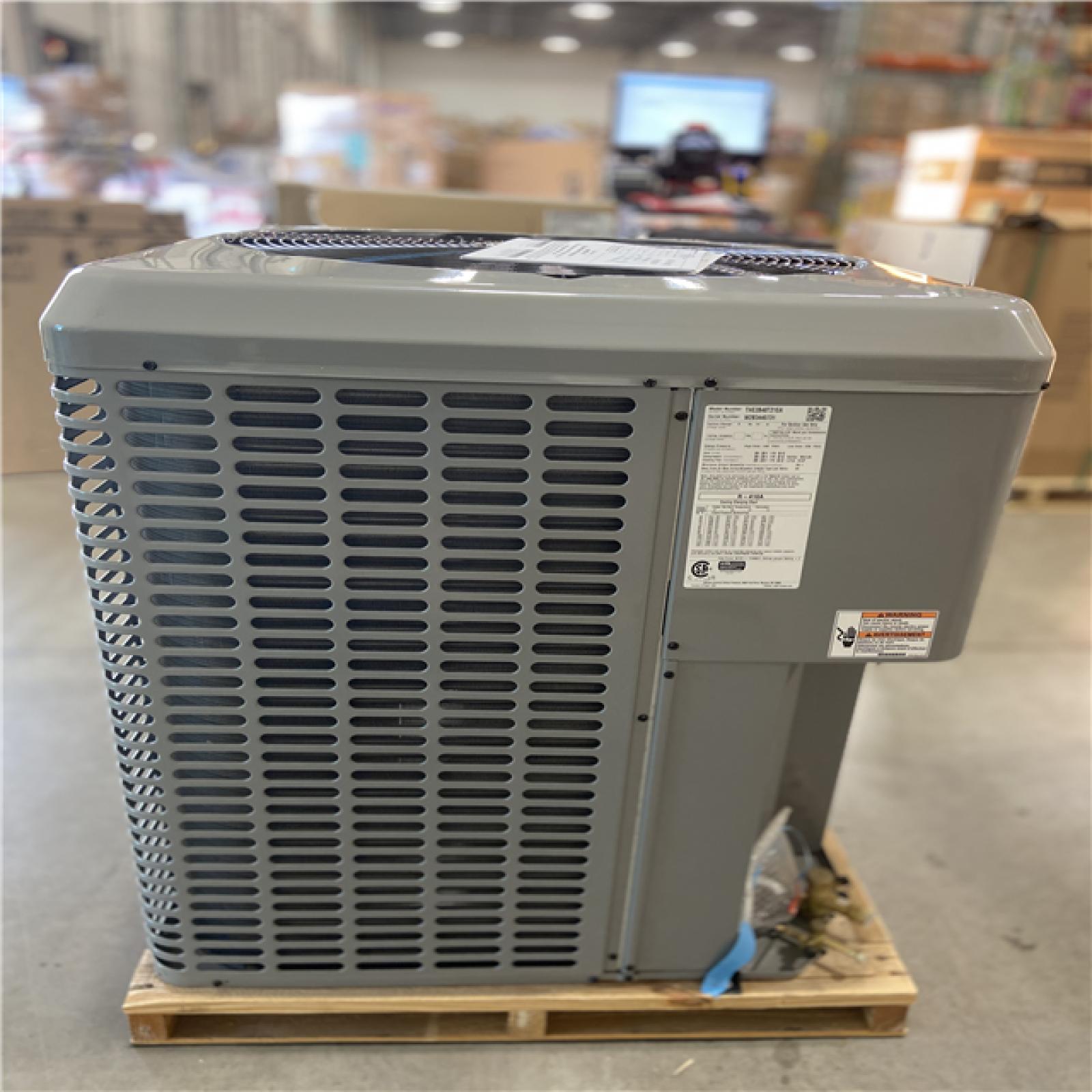 DALLAS LOCATION - Johnson Controls 4 Ton 14.3 Seer/8.2 Hspf 2-Stage Heat Pump
