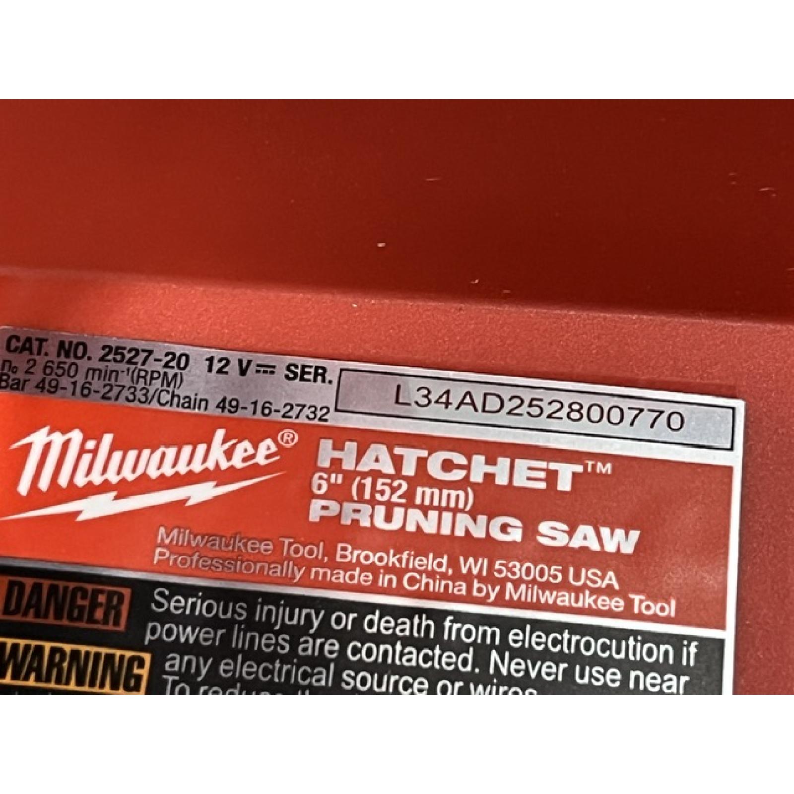 AS-IS Milwaukee FUEL 6 in. 12V Lithium-Ion Brushless Cordless Pruning Saw HATCHET (Tool-Only)