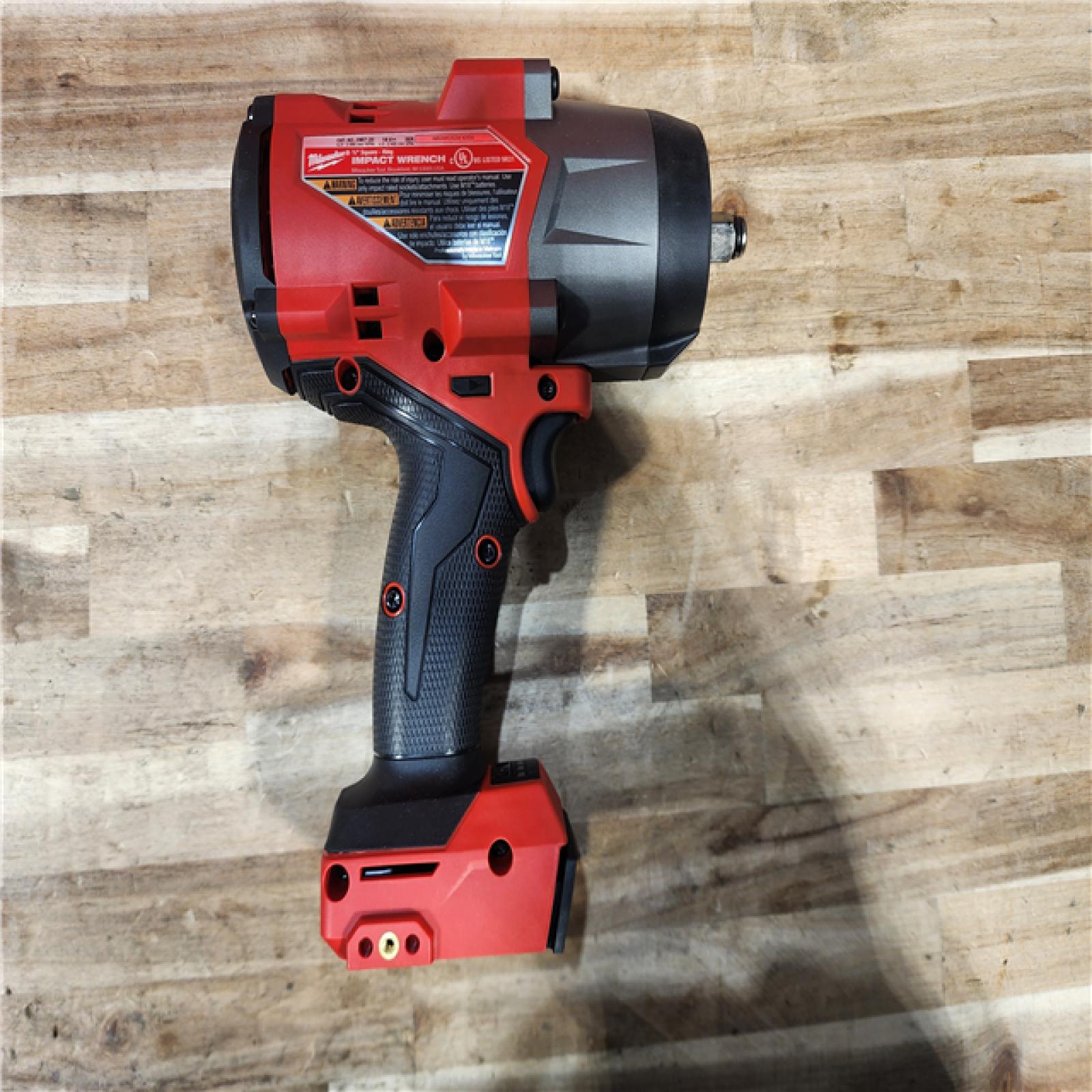 HOUSTON LOCATION - AS-IS (APPEARS LIKE NEW) Milwaukee FUEL 18V Lithium-Ion Brushless Cordless 1/2 in. Impact Wrench w/Friction Ring Kit