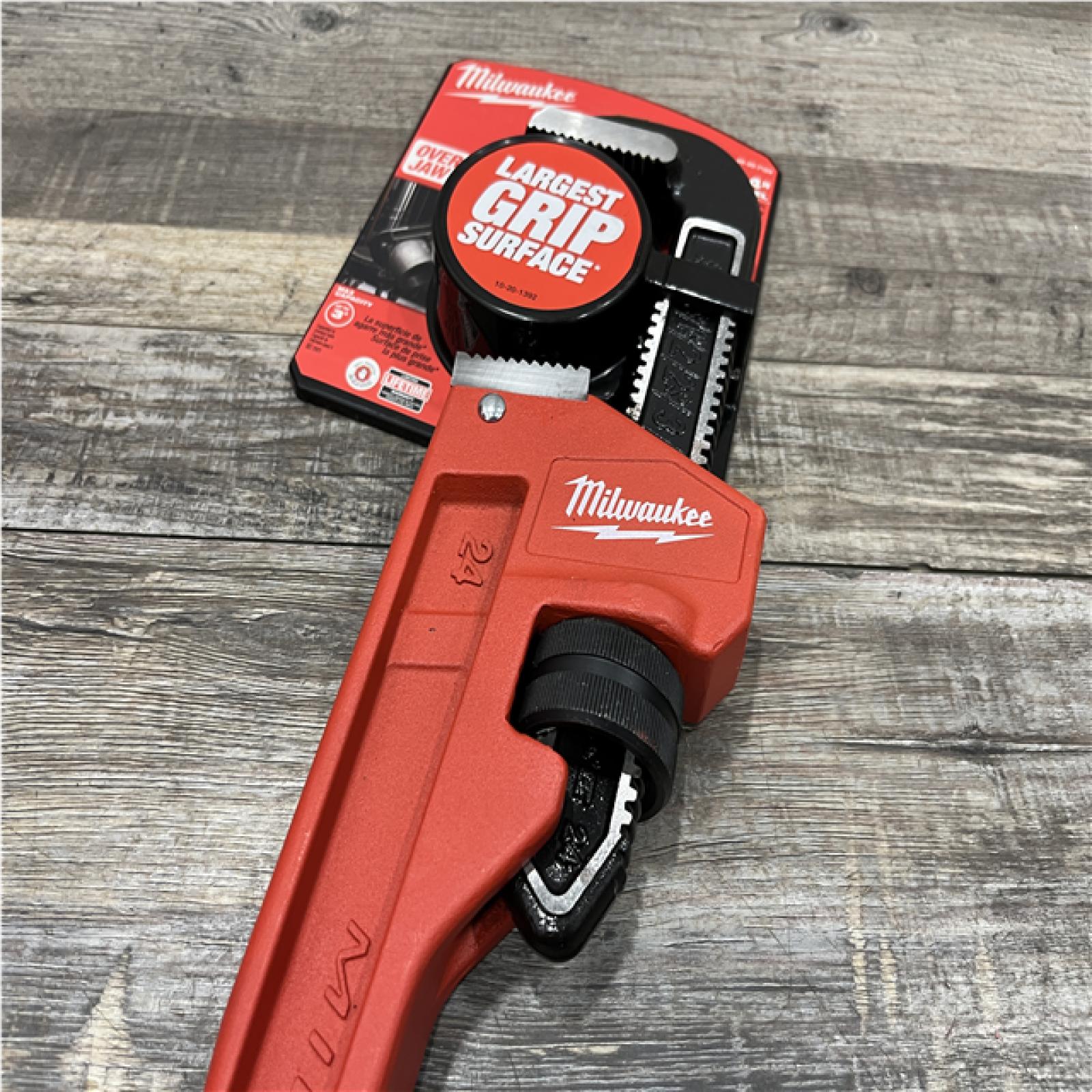 NEW - Milwaukee 24 in. Steel Pipe Wrench