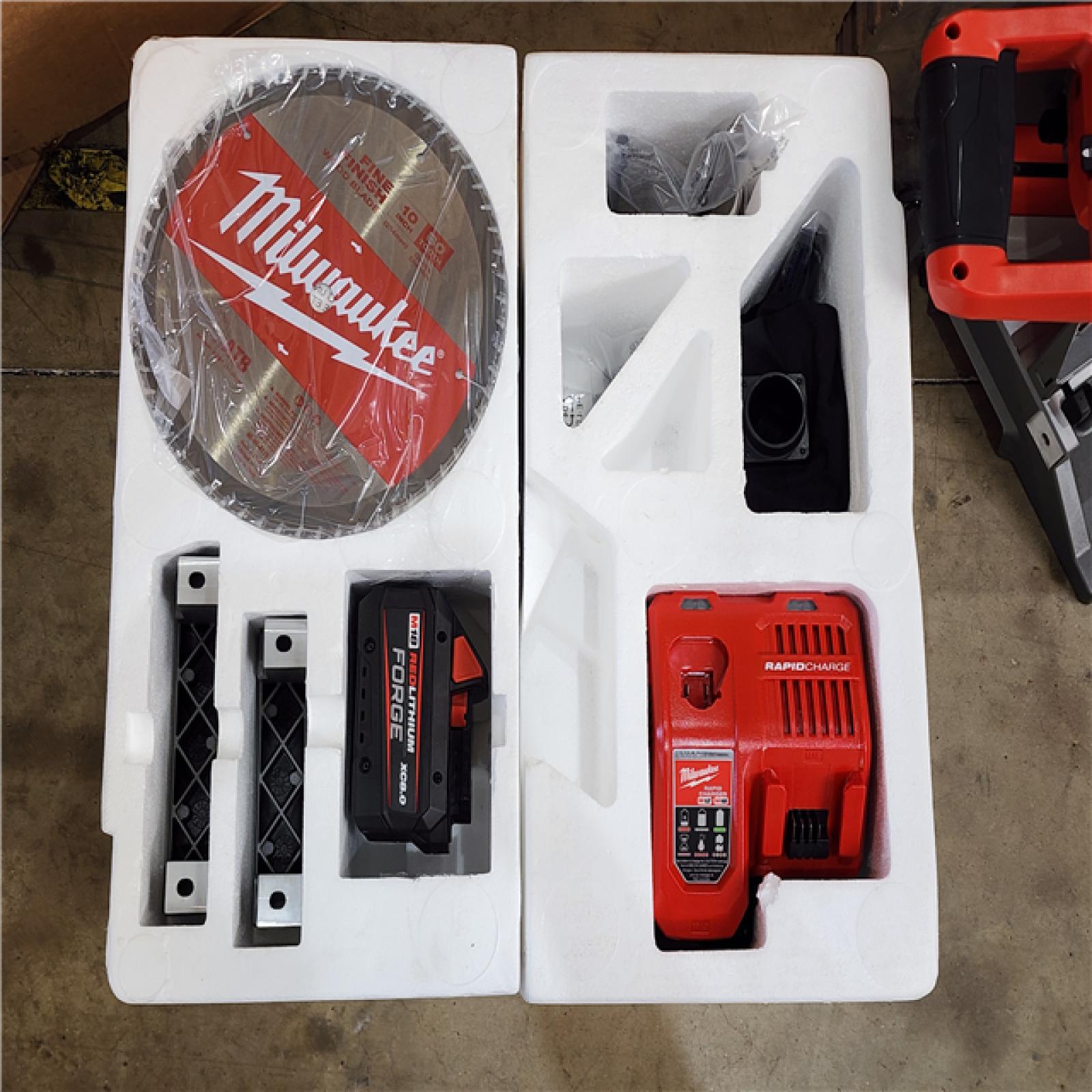 HOUSTON LOCATION - AS-IS (APPEARS LIKE NEW) M18 FUEL 18V 10 in. Lithium-Ion Brushless Cordless Dual Bevel Sliding Compound Miter Saw Kit with One 8.0 Ah Battery