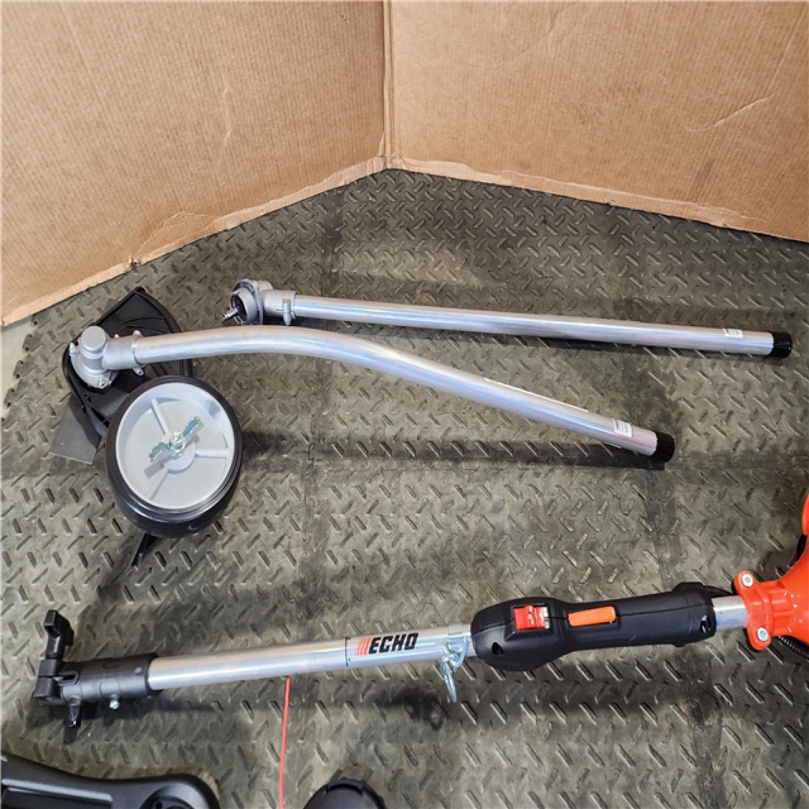 HOUSTON LOCATION - AS-IS (APPEARS LIKE NEW) ECHO 21.2 cc Gas 2-Stroke Attachment Capable Straight Shaft String Trimmer with Speed-Feed Head and Curved Shaft Edger Kit