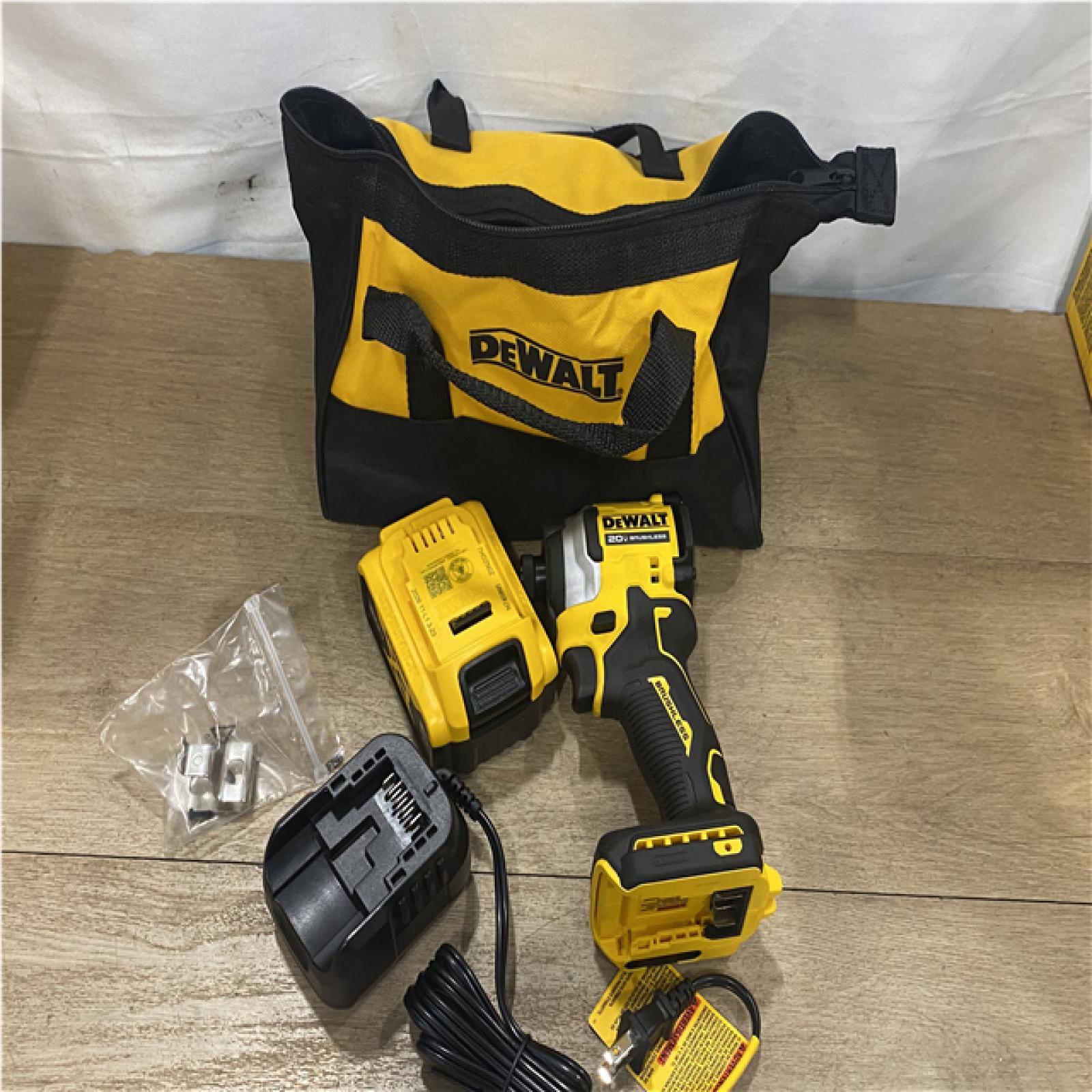 AS-IS DEWALT ATOMIC 20V MAX Lithium-Ion Cordless 1/4 in. Brushless Impact Driver Kit