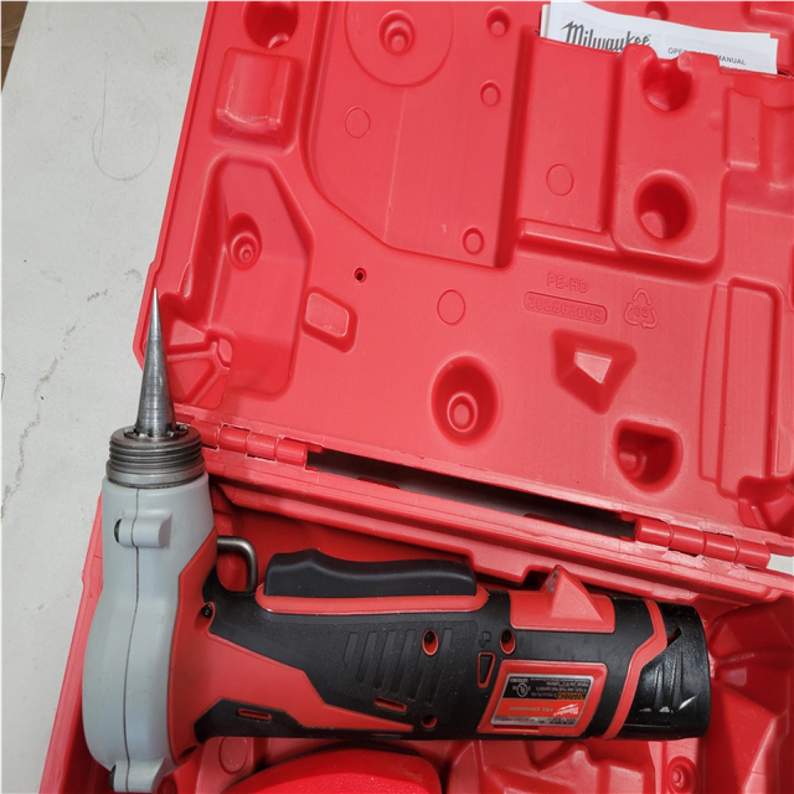 CALIFORNIA AS-IS MILWAUKEE M12 PEX EXPANDER KIT