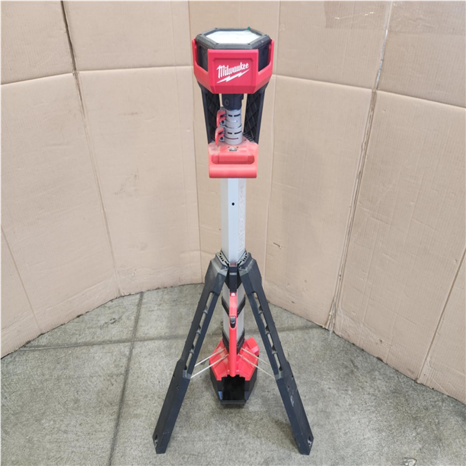 Phoenix LIKE NEW Milwaukee M18 18-Volt Lithium-Ion Cordless Rocket Dual Power Tower Light (Tool-Only)
