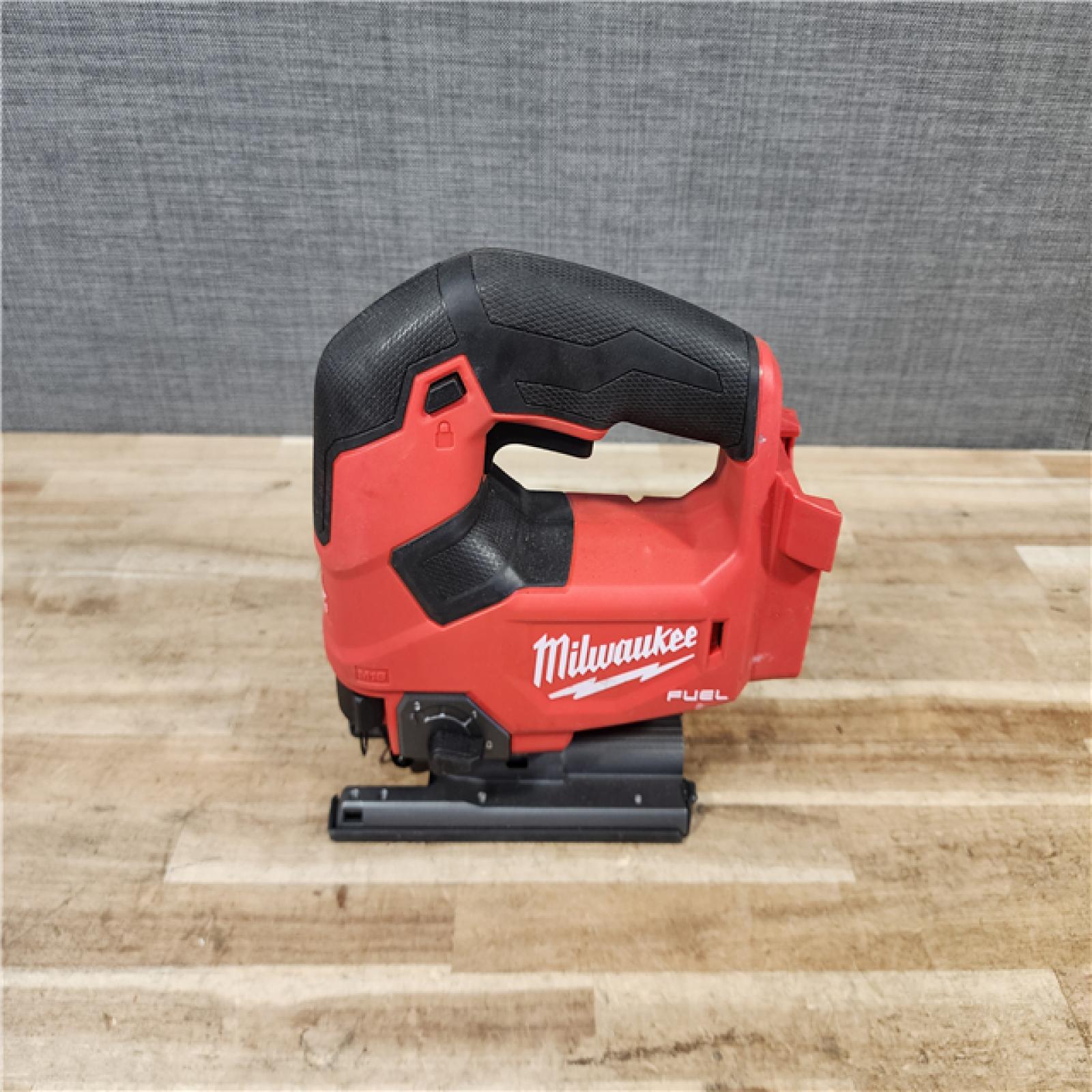 HOUSTON LOCATION - AS - IS Milwaukee FUEL 18V Lithium-Ion Brushless Cordless Jig Saw (Tool-Only)