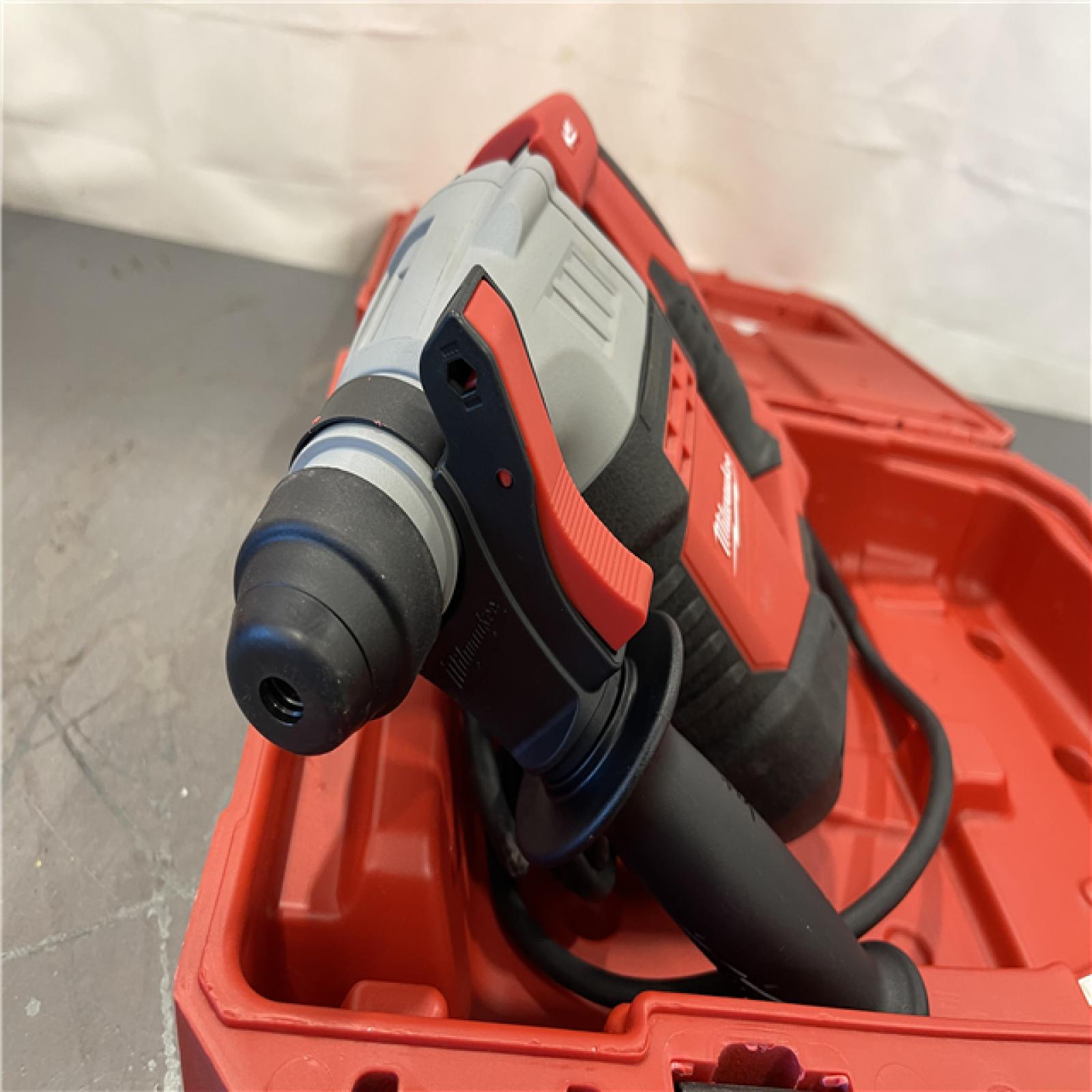 AS-IS - Milwaukee 5.5 Amp 5/8 in. Corded SDS-plus Concrete/Masonry Rotary Hammer Drill