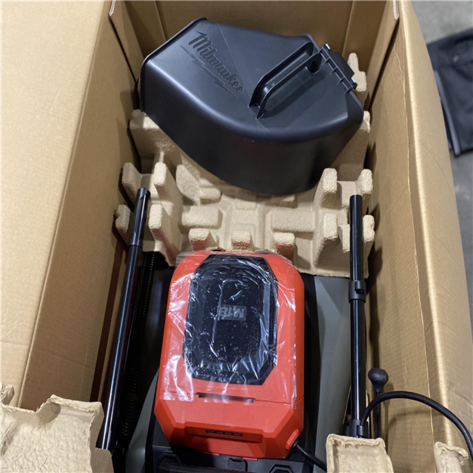 Dallas Location - As-Is Milwaukee M18 FUEL Brushless Cordless 21 in. Walk Behind Dual Battery Self-Propelled Mower Kit