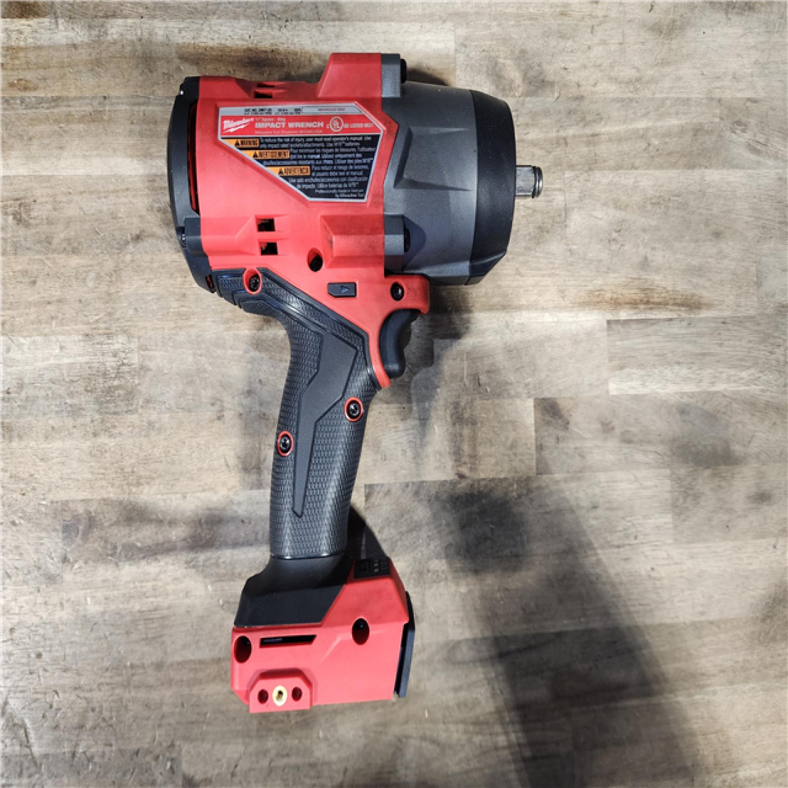 HOUSTON LOCATION - AS-IS Milwaukee M18 1/2 in. Cordless Brushless High Torque Impact Wrench Kit (Battery & Charger)