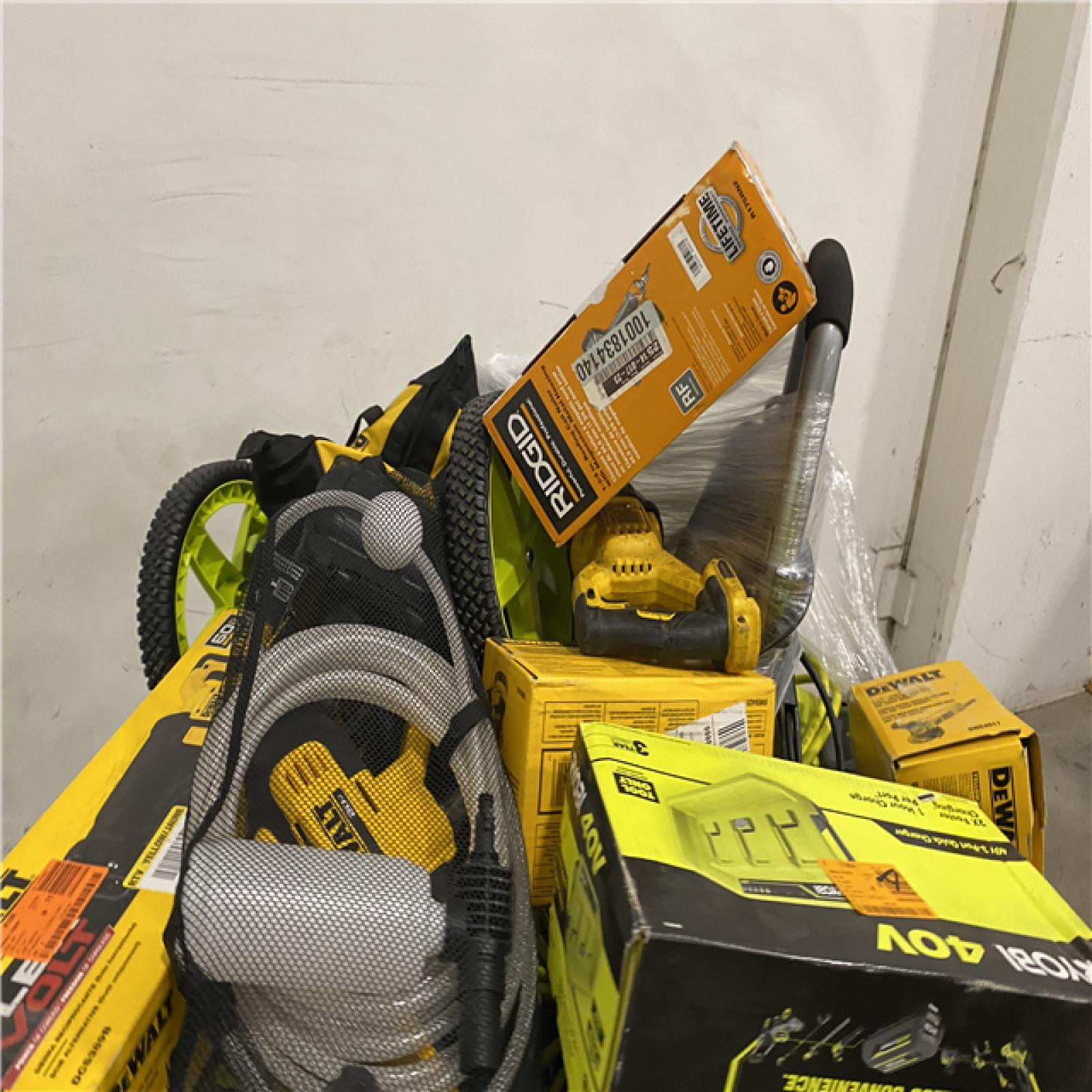 Dallas Location - As-Is Tool Pallet