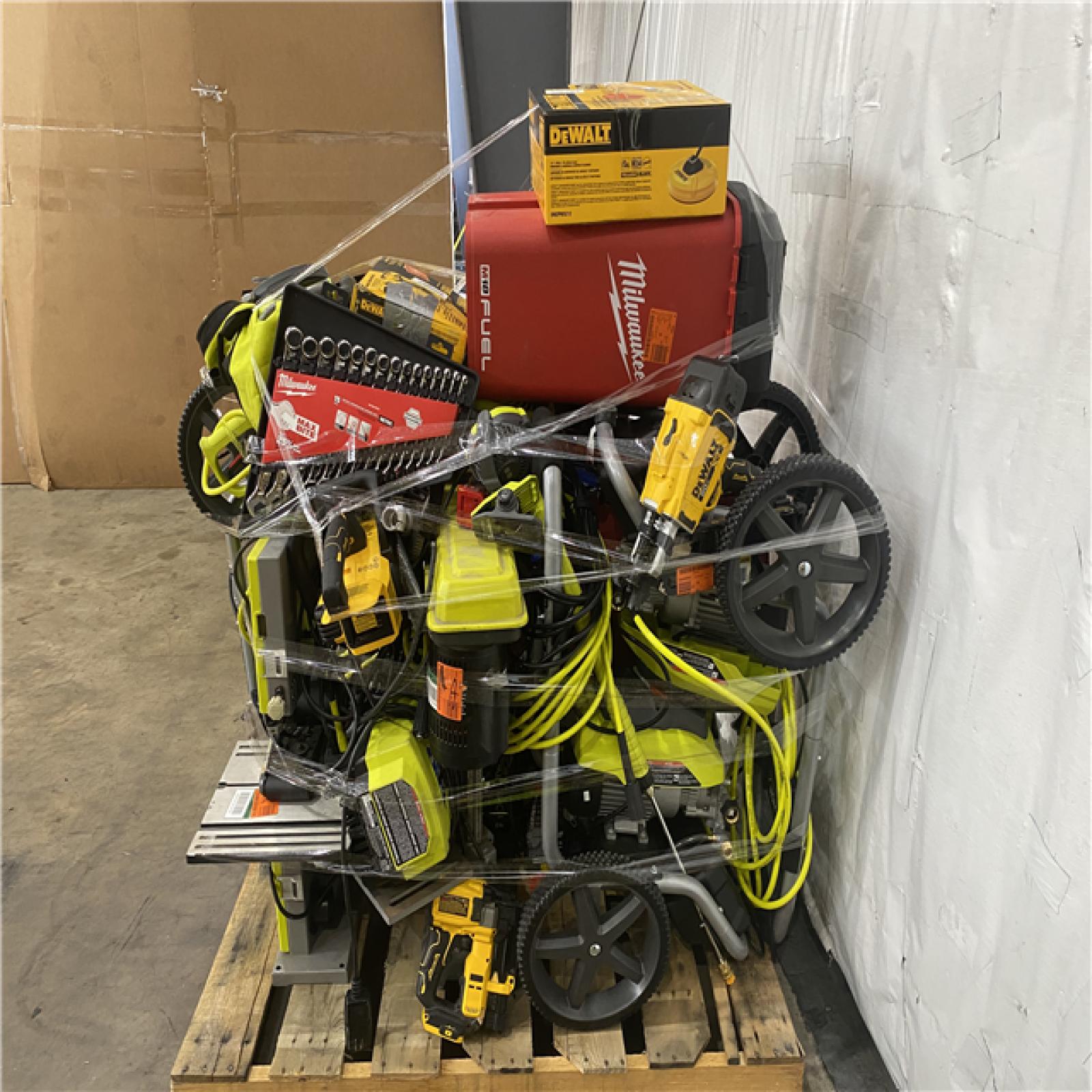 Houston Location AS IS - Tool Pallet