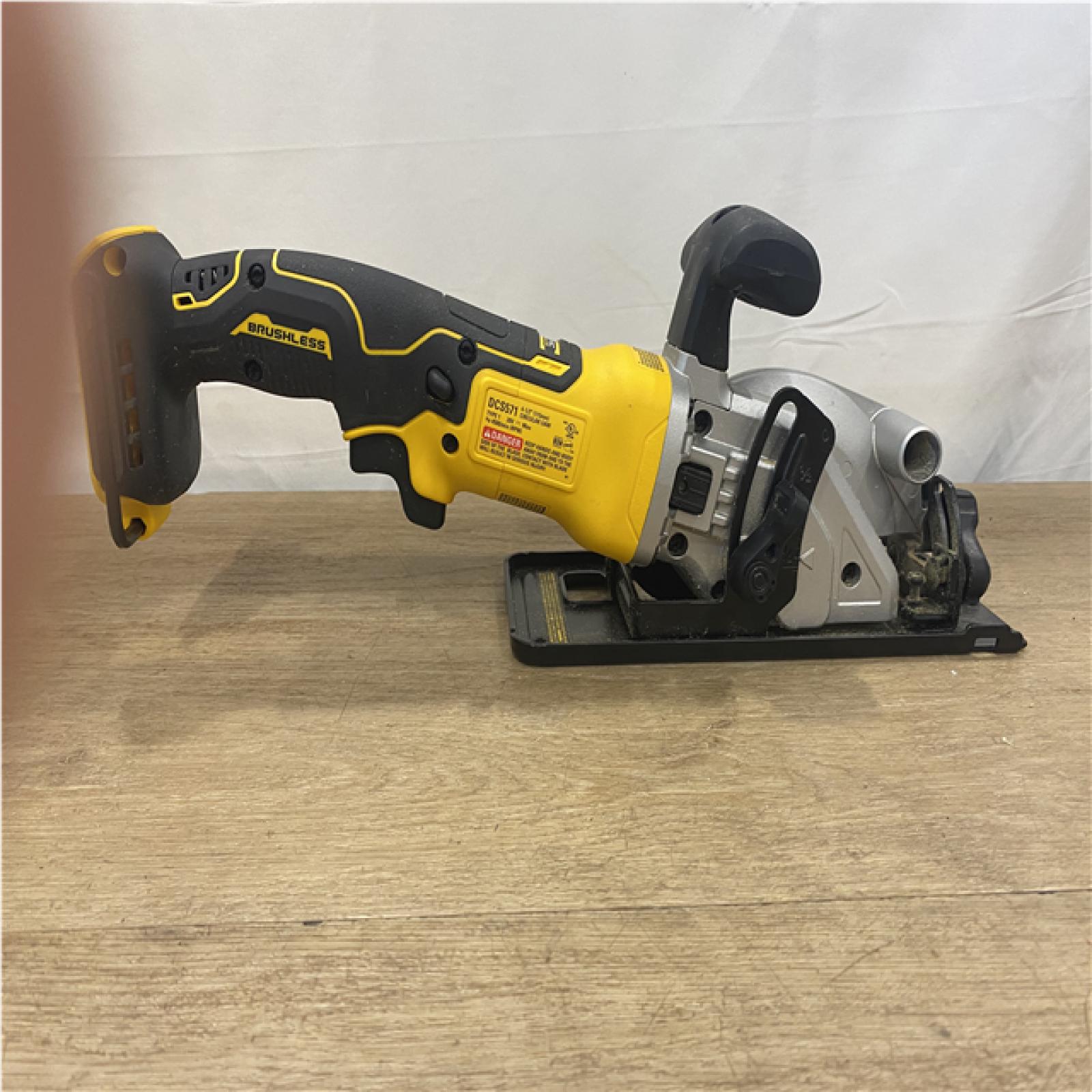 AS-IS DEWALT ATOMIC 20V MAX Cordless Brushless 4-1/2 in. Circular Saw (Tool Only)