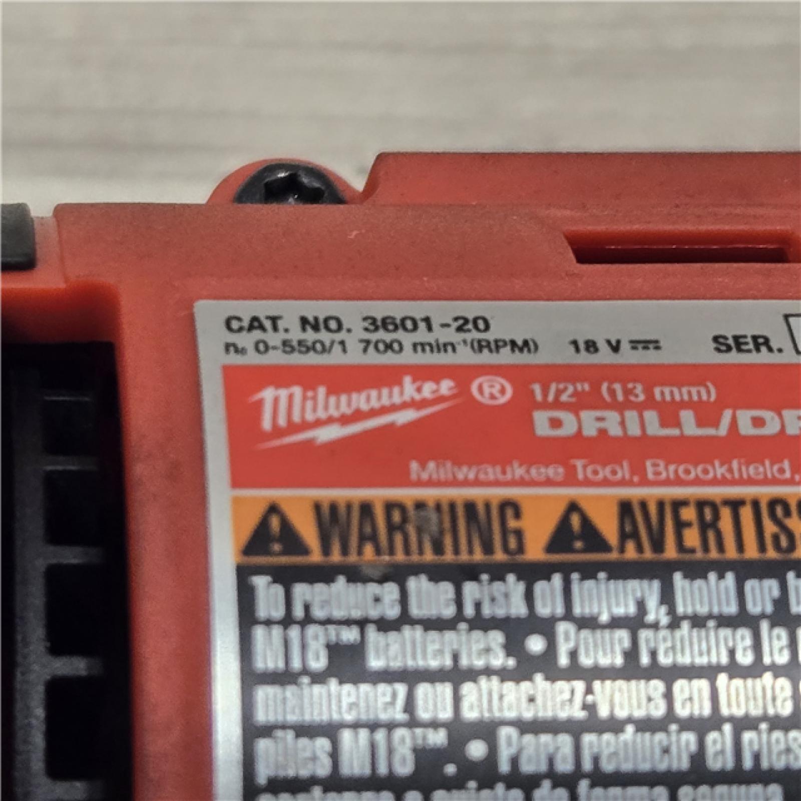 AS-IS Milwaukee 3601-22CT M18 18V Drill/Driver Kit
