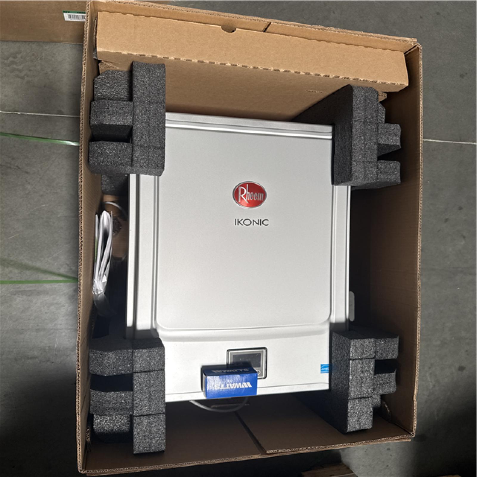 CALIFORNIA RHEEM IKONIC NG CONDENSING TANKLESS GAS WATER HEATER