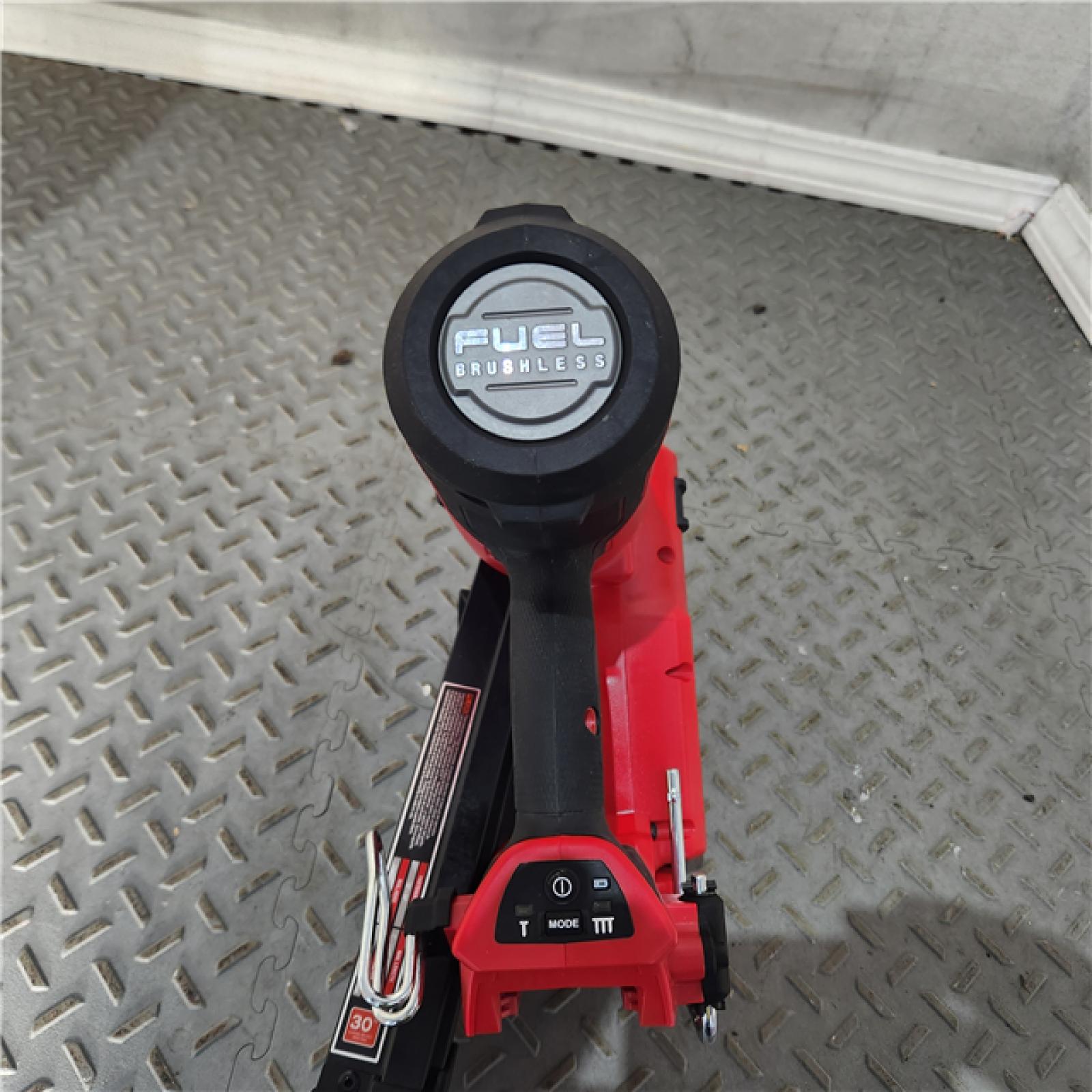 HOUSTON Location-AS-IS-Milwaukee 2745-20 30-Degree 3-1/2 Paper Collated M18 FUEL Cordless Framing Nailer (Tool Only) APPPERS IN NEW Condition