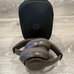 AS-IS Beats Studio Pro Wireless - Brown