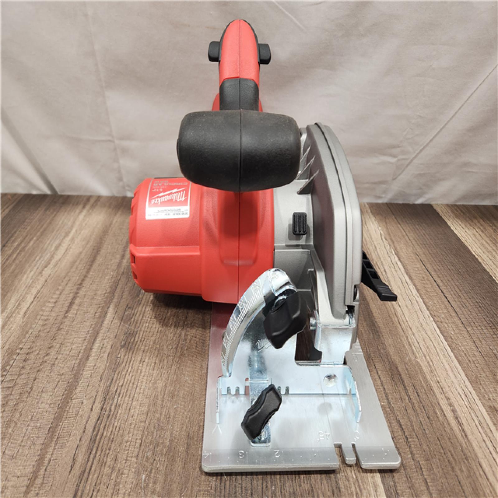 AS-IS- Milwaukee M18 Cordless 6-1/2 Circular Saw (Tool Only)