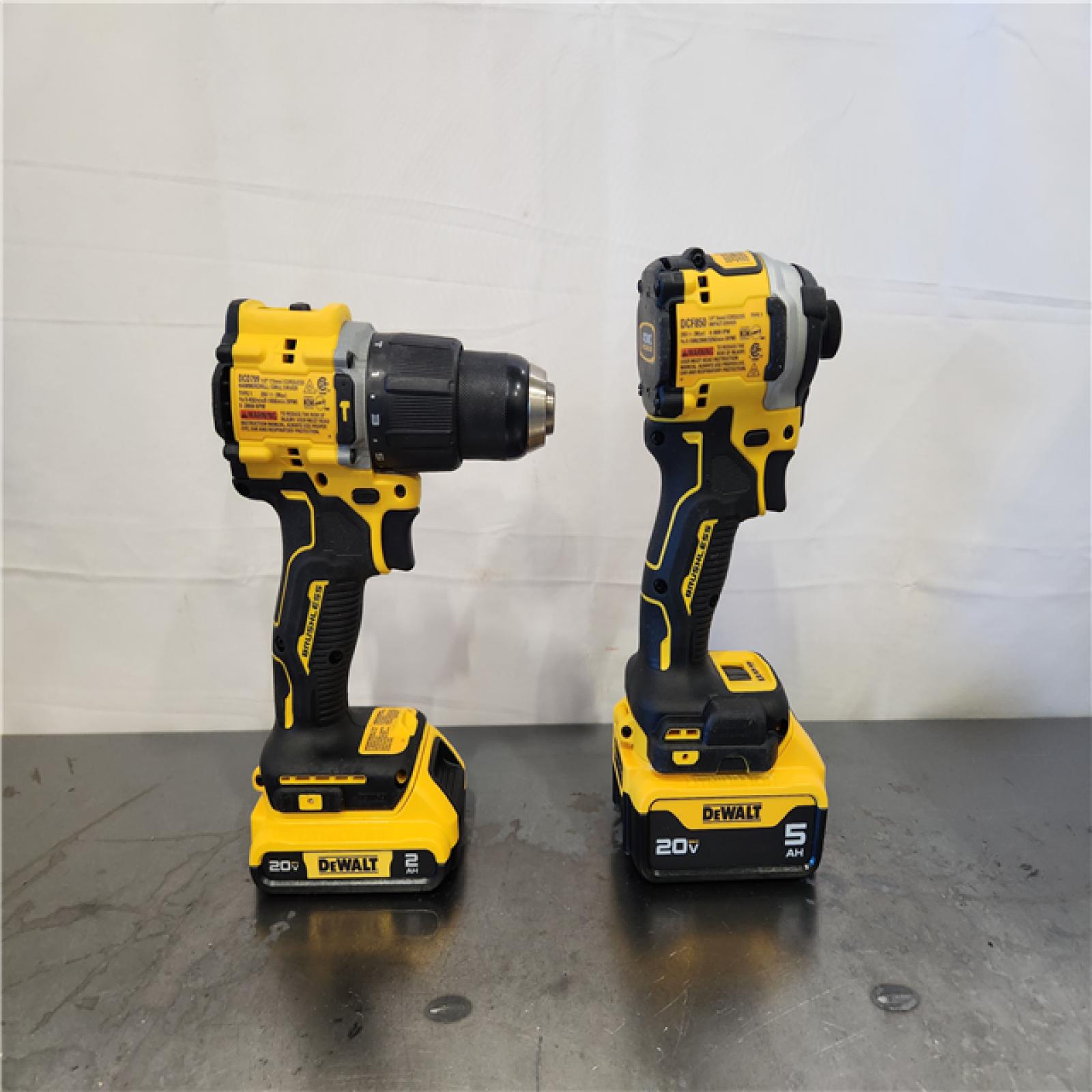 AS-IS- DeWalt 2-Tool Combo Kit W/ (2) BATTERY & CHARGER