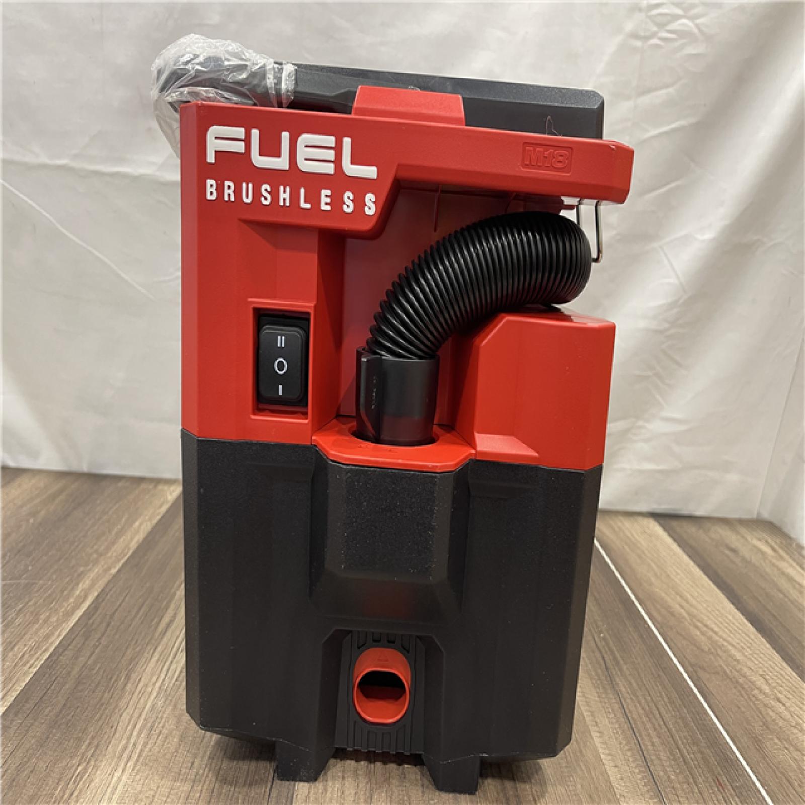 AS-IS Milwaukee M18 FUEL PACKOUT 18-Volt Lithium-Ion Cordless 2.5 Gal. Wet/Dry Vacuum (Vacuum-Only)