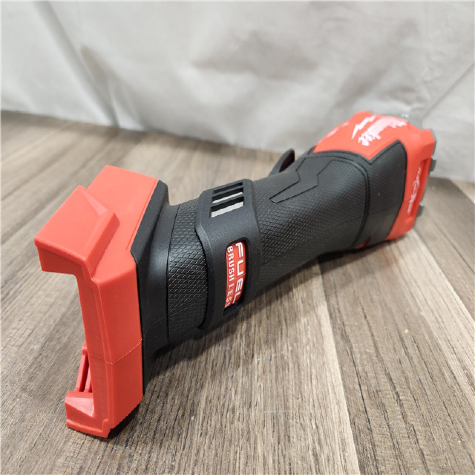 AS-IS- Milwaukee M18 FUEL 4-1/2-6 Cordless Braking Grinder  Paddle Switch (Tool-Only)