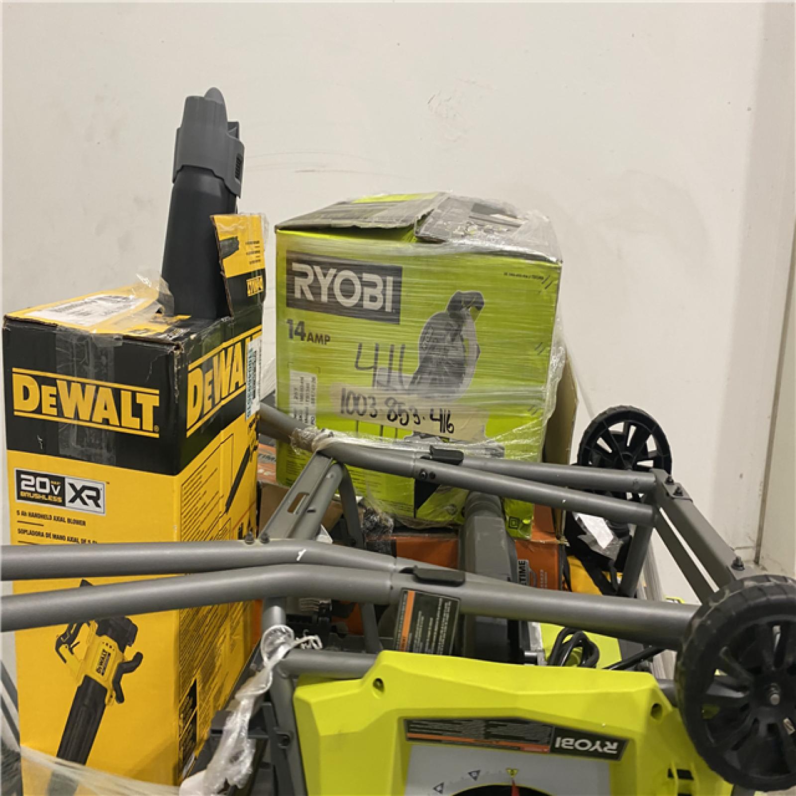 Dallas Location - As-Is Tool Pallet