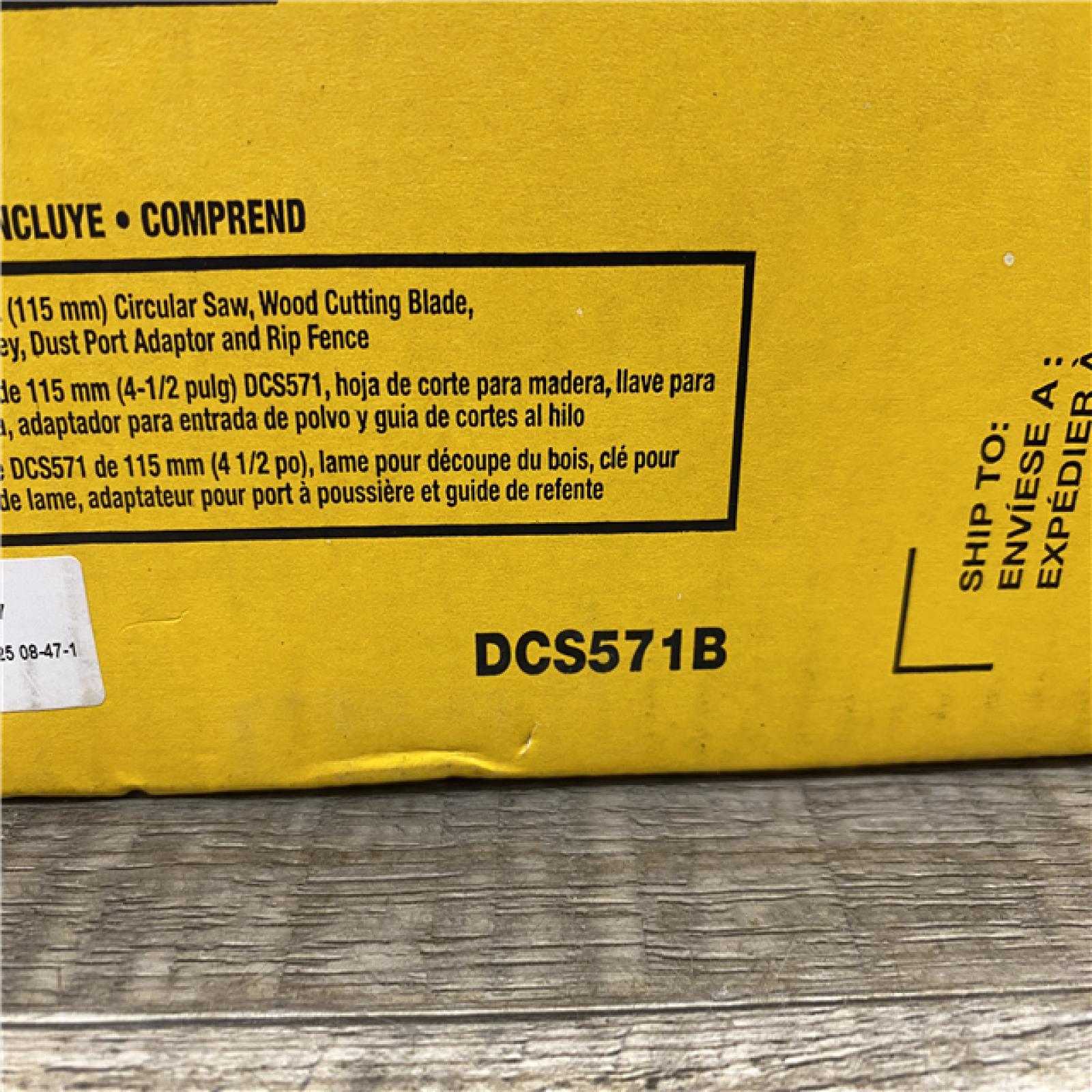 NEW - DEWALT ATOMIC 20V MAX Cordless Brushless 4-1/2 in. Circular Saw (Tool Only)