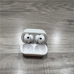 AS-IS Apple -  Apple AirPods Pro (2nd Generation) with the Lightning Charging