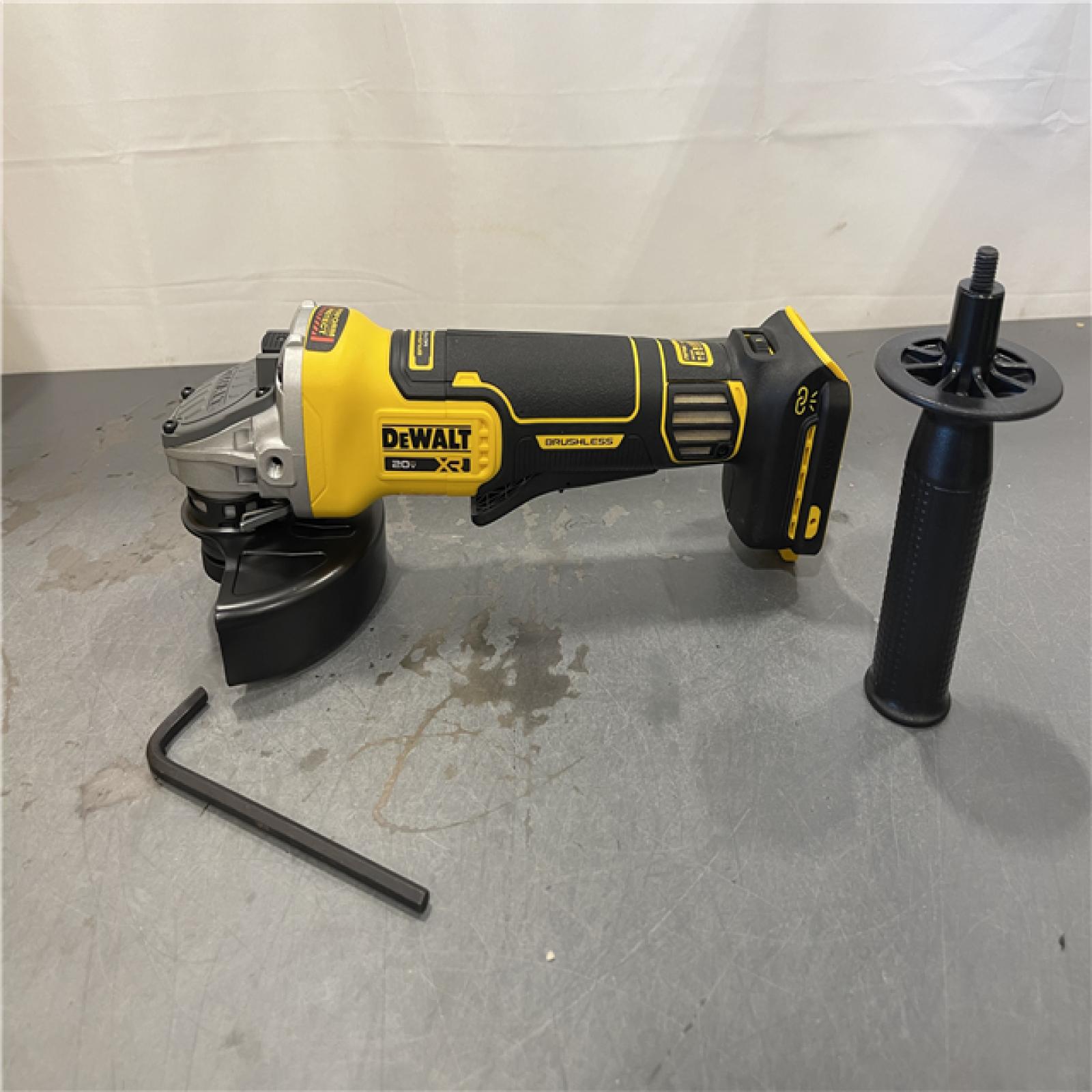 AS-IS - DeWalt 20V XR Cordless 4-1/2. in. to 5 in. Variable Speed Angle Grinder
