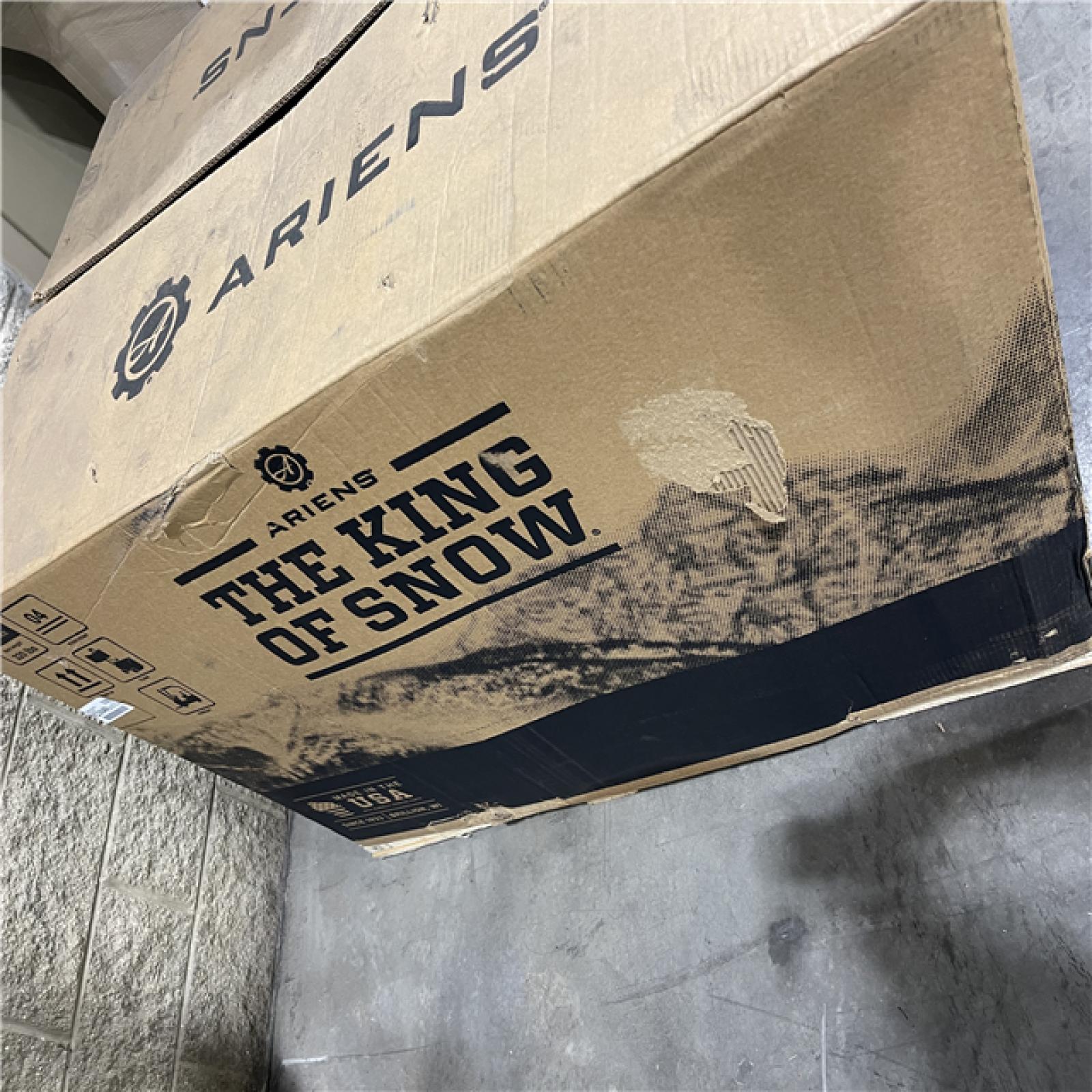 Pittston Location As-Is Ariens Snowblower (one pallet)