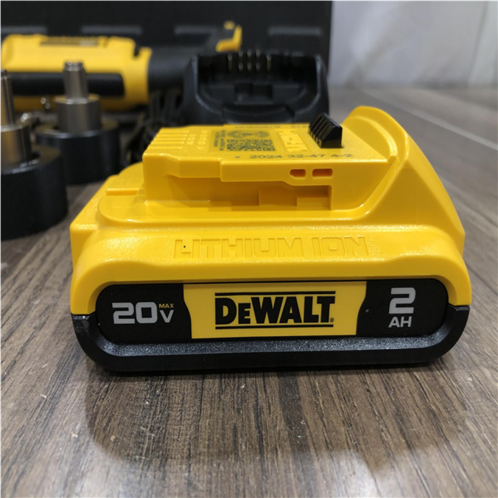 AS-IS DEWALT 20V MAX Lithium-Ion Copper Swage Tool Kit