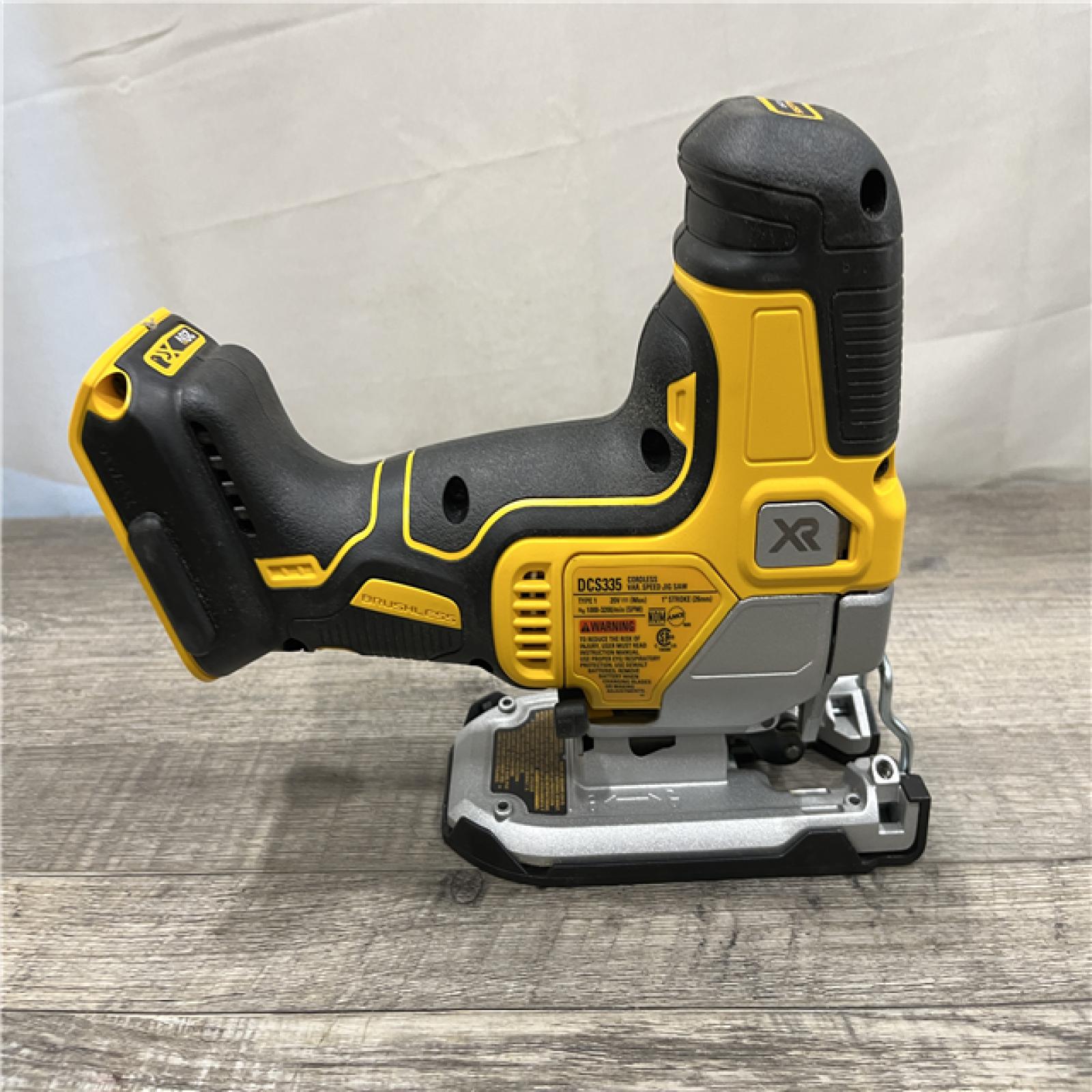 AS-IS DEWALT 20V MAX XR Cordless Barrel Grip Jigsaw (Tool Only)