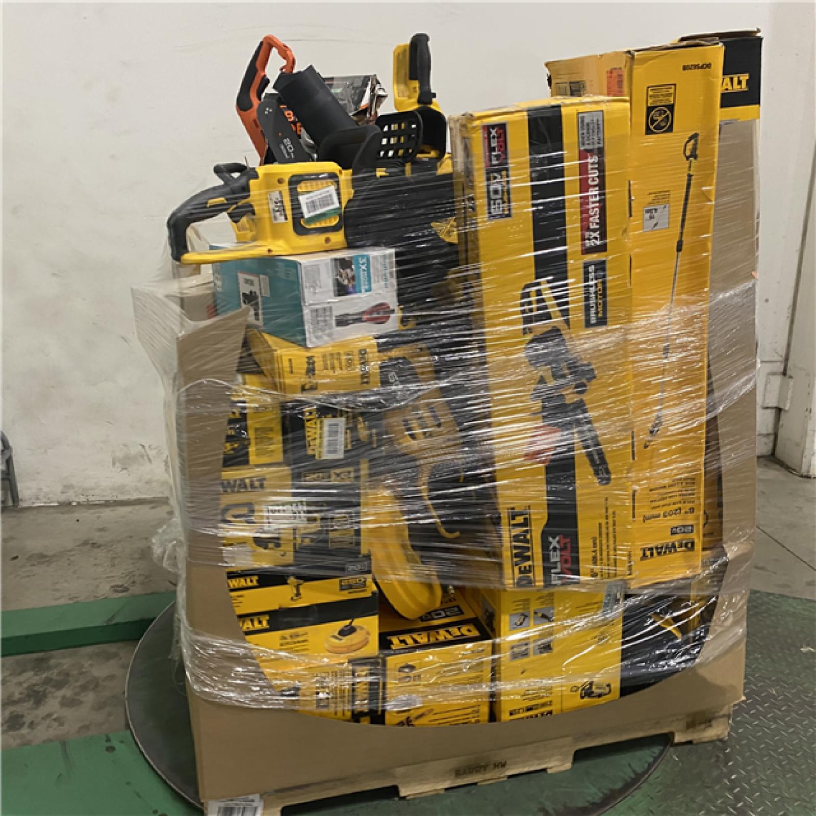 Dallas Location - As-Is DEWALT Tool Pallet