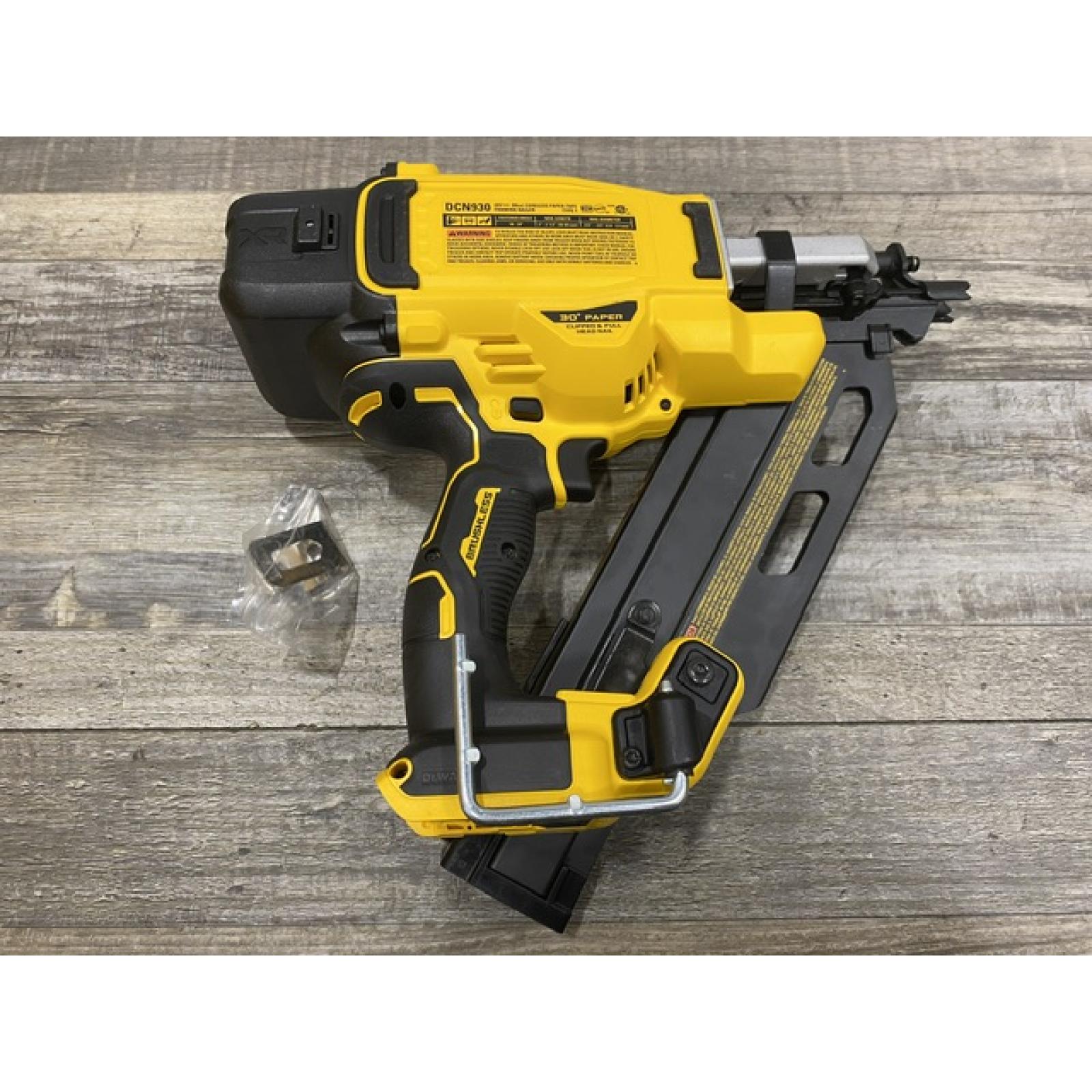 AS-IS DEWALT 20V 30 Degree Cordless Framing Nailer (Tool-Only)