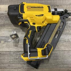 AS-IS DEWALT 20V 30 Degree Cordless Framing Nailer (Tool-Only)