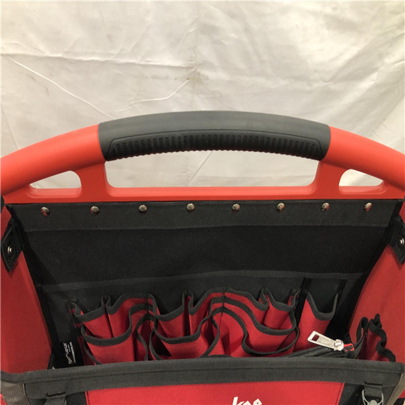 NEW- Milwaukee 20 in. PACKOUT Tote