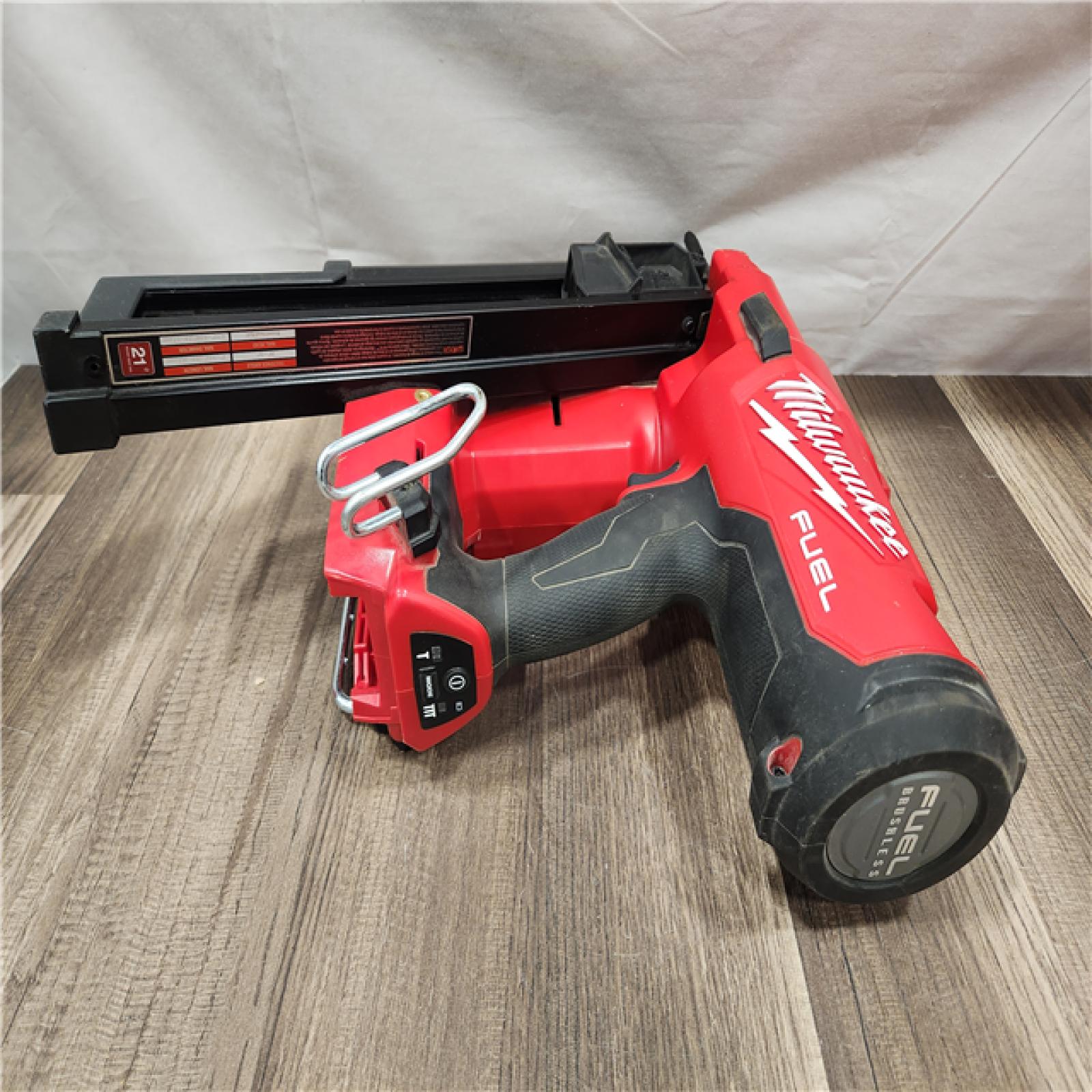 AS-IS- Milwaukee M18 FUEL 3-1/2 in. 18V 21-Degree Lithium-Ion Brushless Cordless Framing Nailer (Tool-Only)