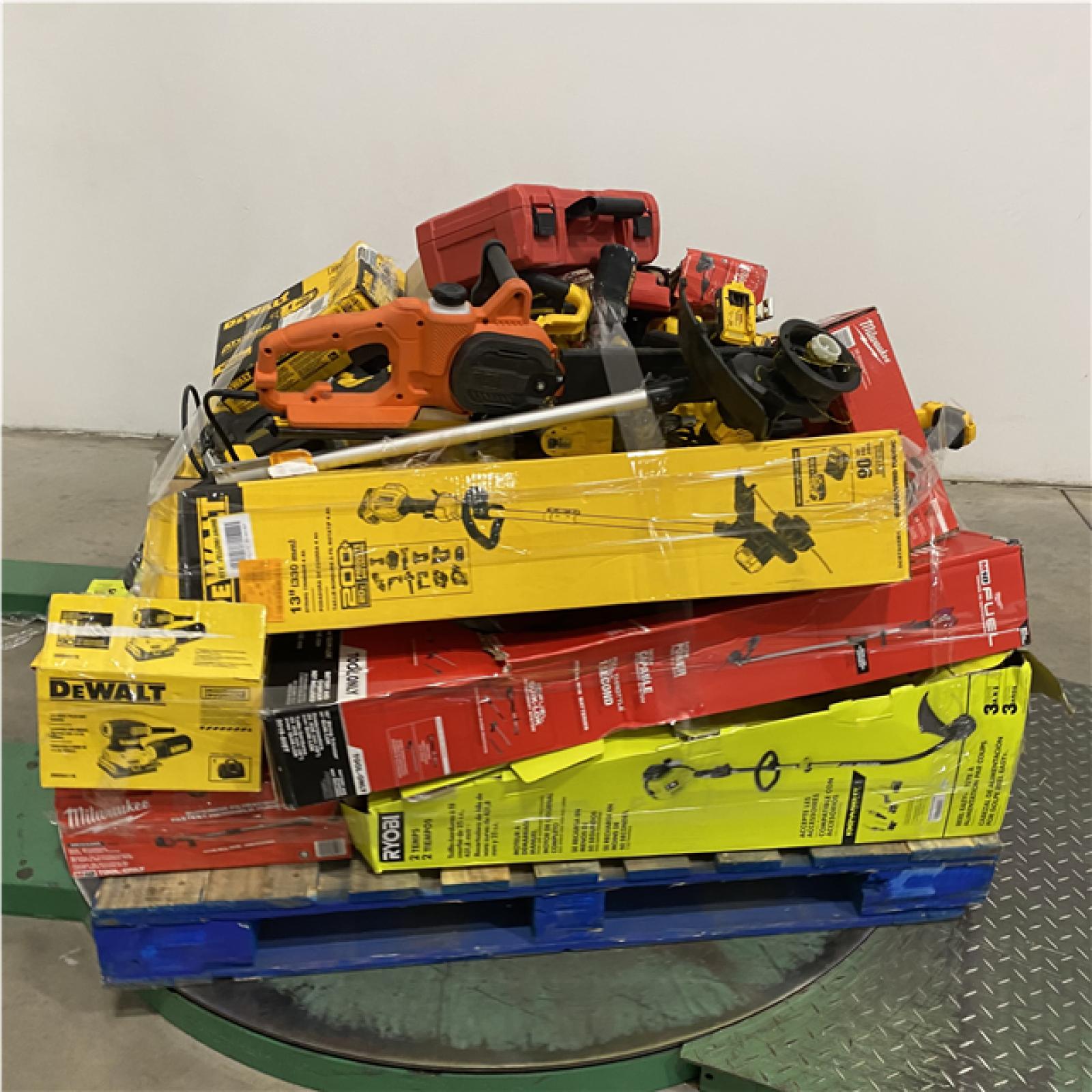 Dallas Location - As-Is Tool Pallet