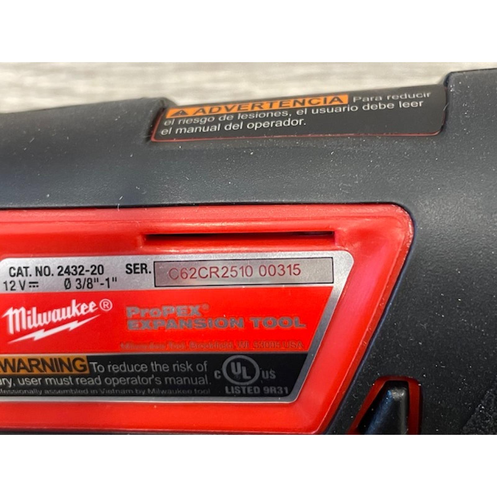 AS-IS Milwaukee M12 12-Volt Lithium-Ion Cordless ProPEX Expansion Tool Kit