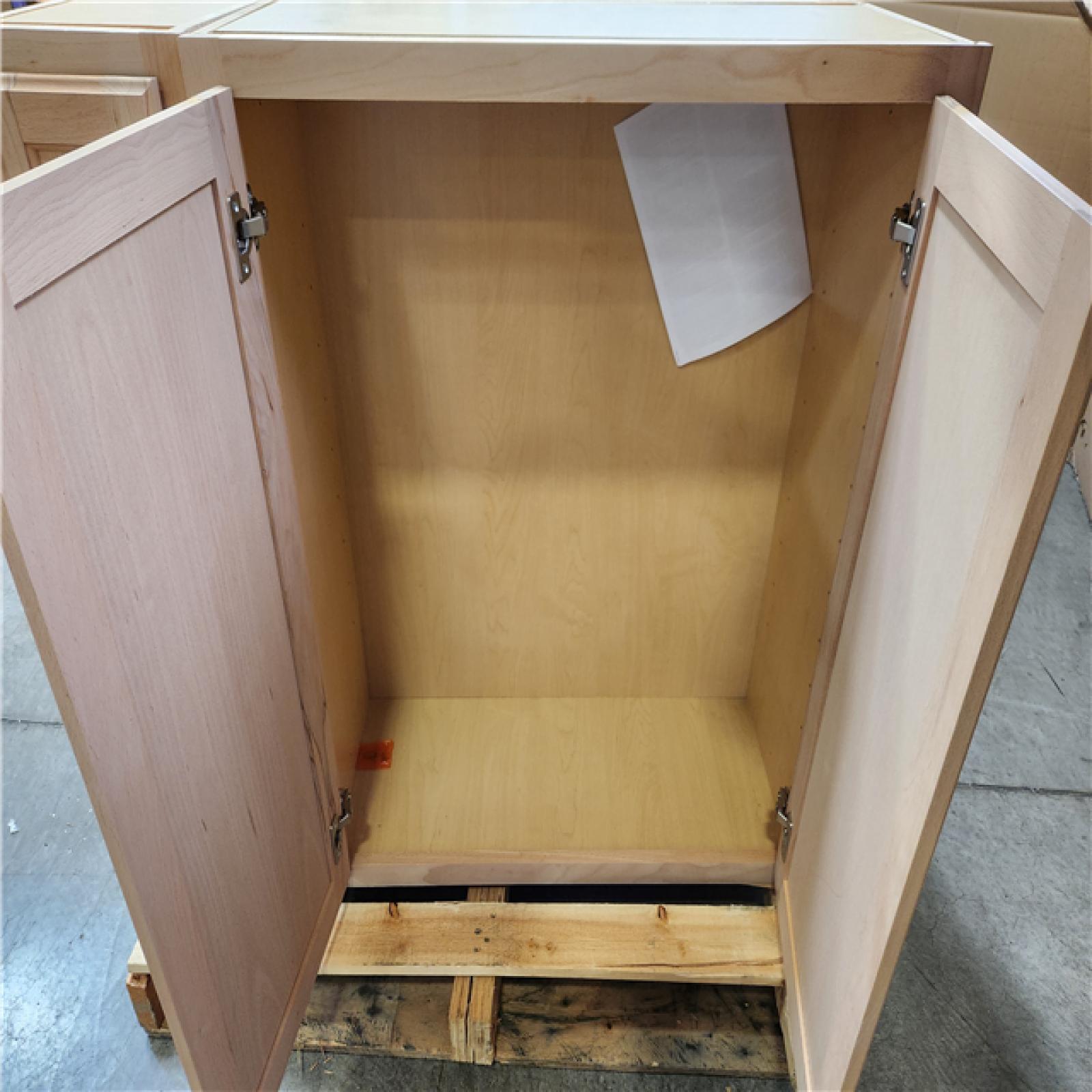 Phoenix AS-IS Mixed Hampton Bay Assembled Kitchen Cabinet Pallet (4-Cabinets)