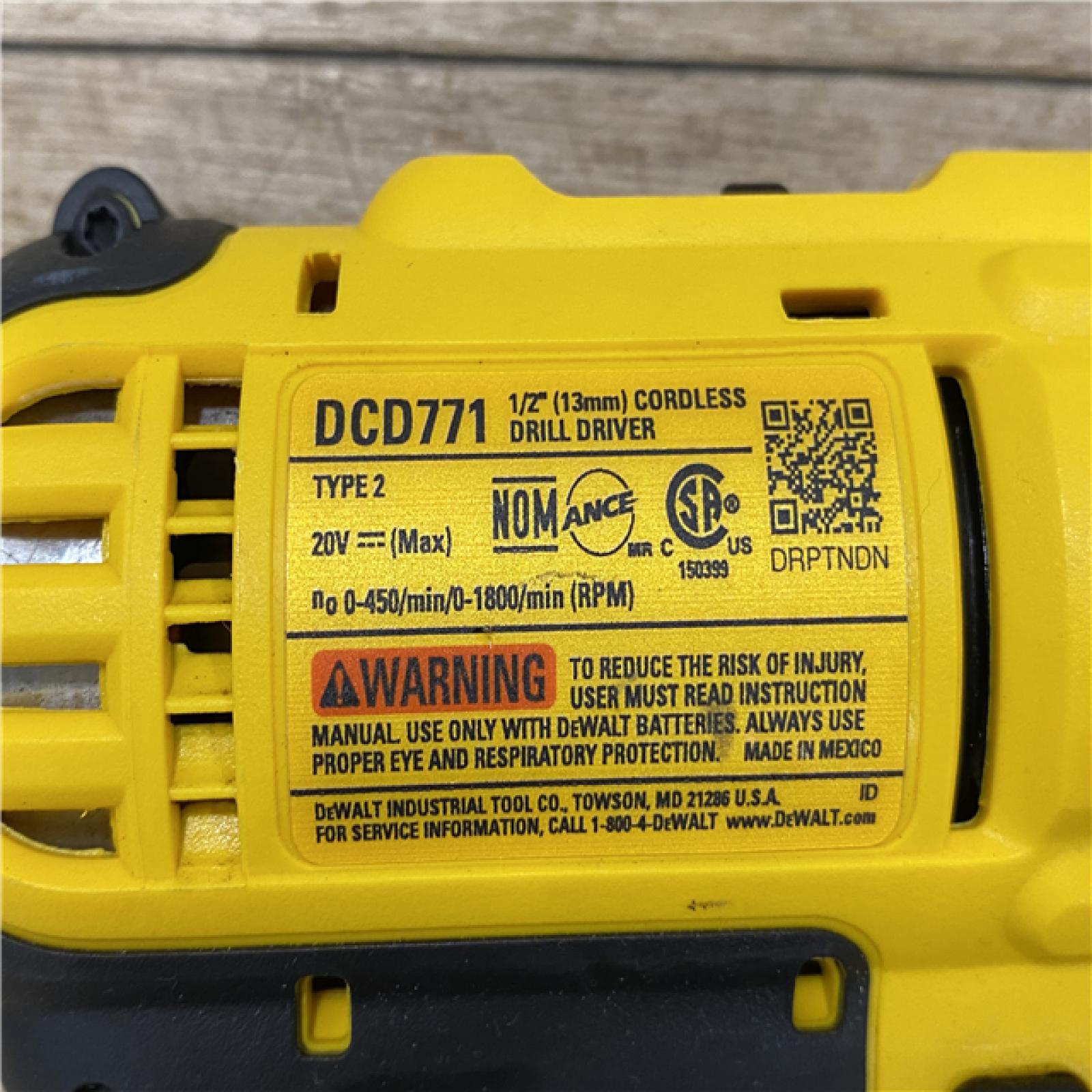 AS-IS DEWALT 20V MAX Cordless 1/2 in. Drill/Driver Kit
