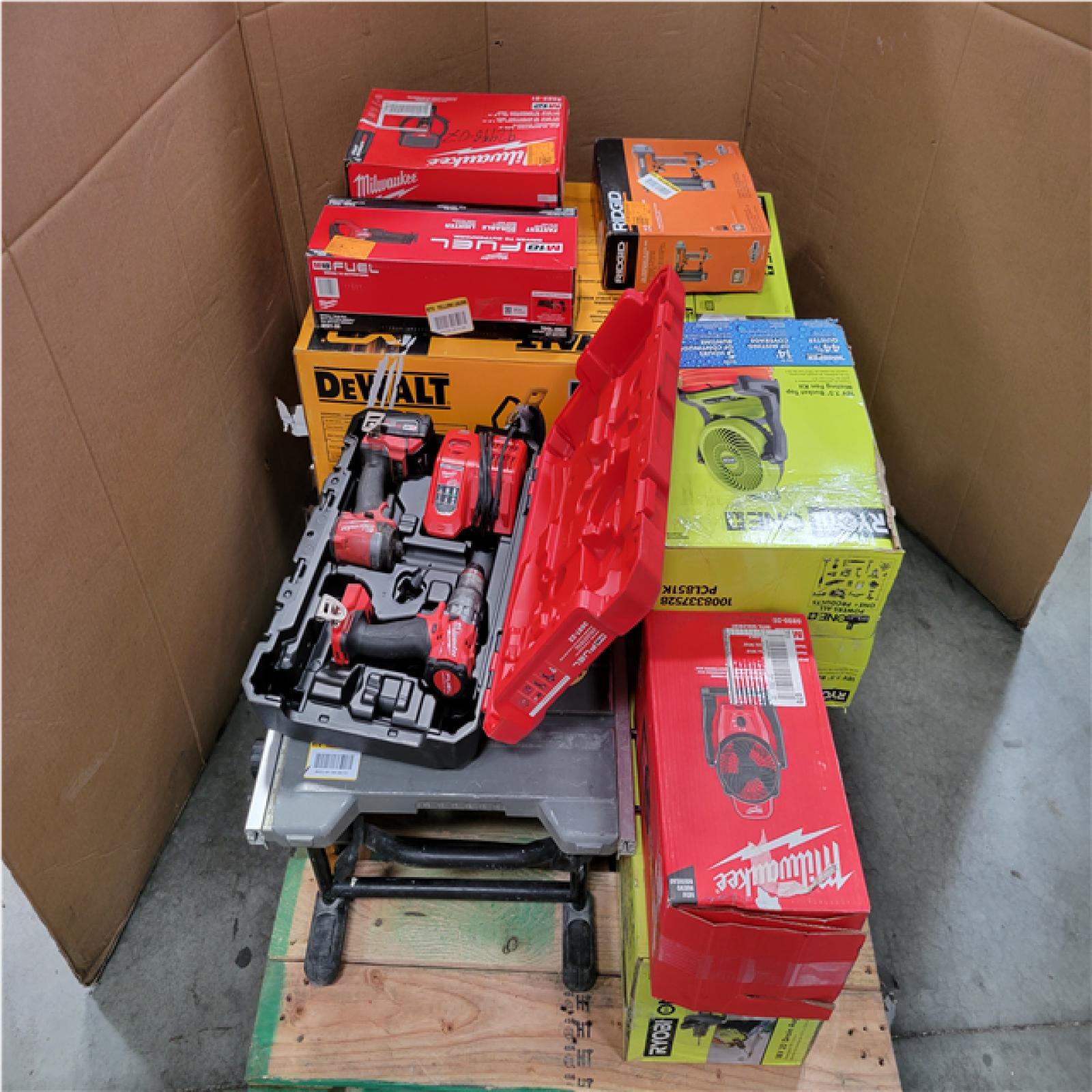 CALIFORNIA AS-IS TOOL PALLET
