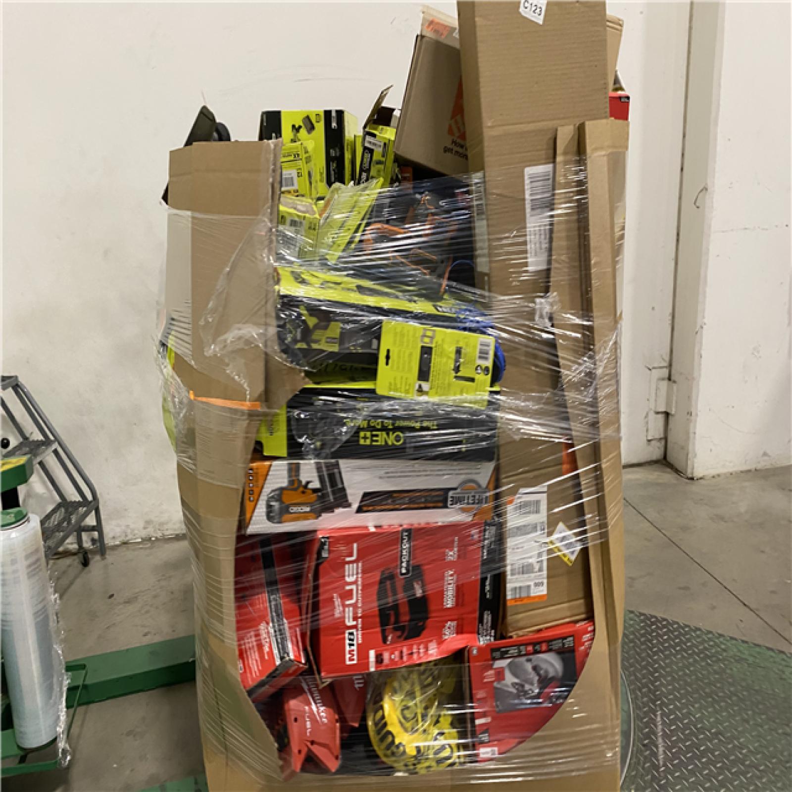 Dallas Location - As-Is Tool Pallet