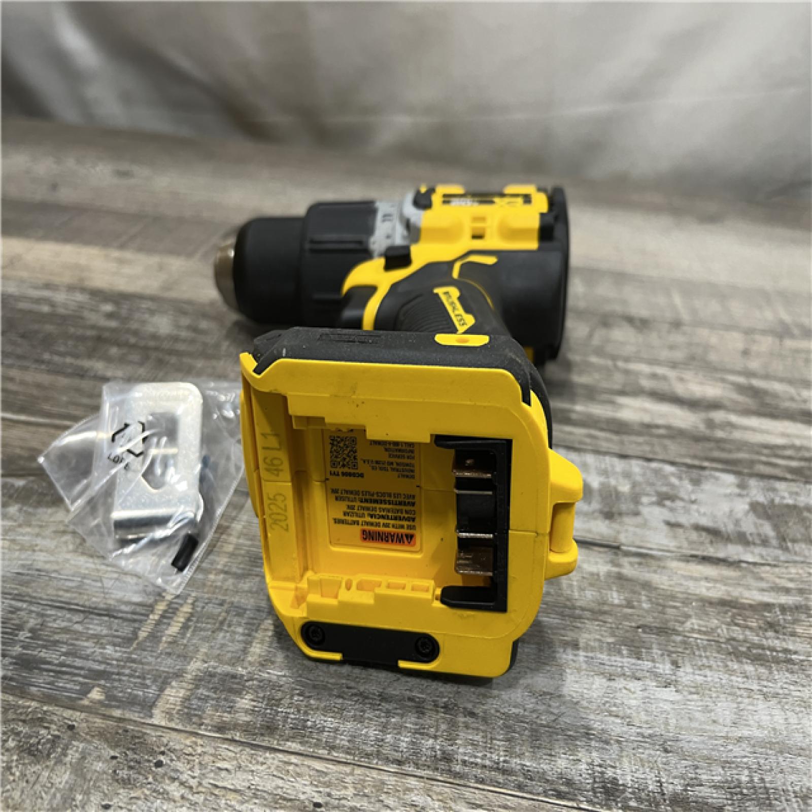 AS-IS DEWALT 20V XR Brushless Cordless 1/2 in. Hammer Drill (Tool-Only)