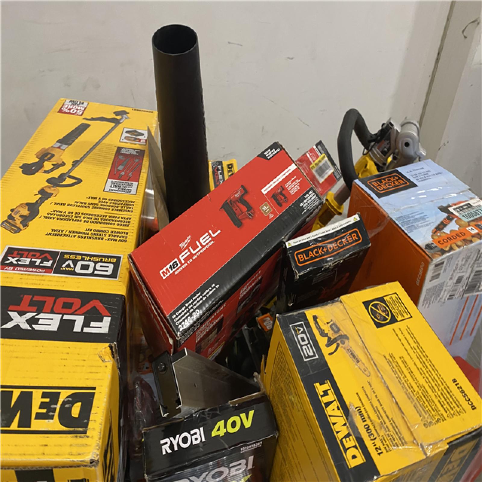 Dallas Location - As-Is Tool Pallet