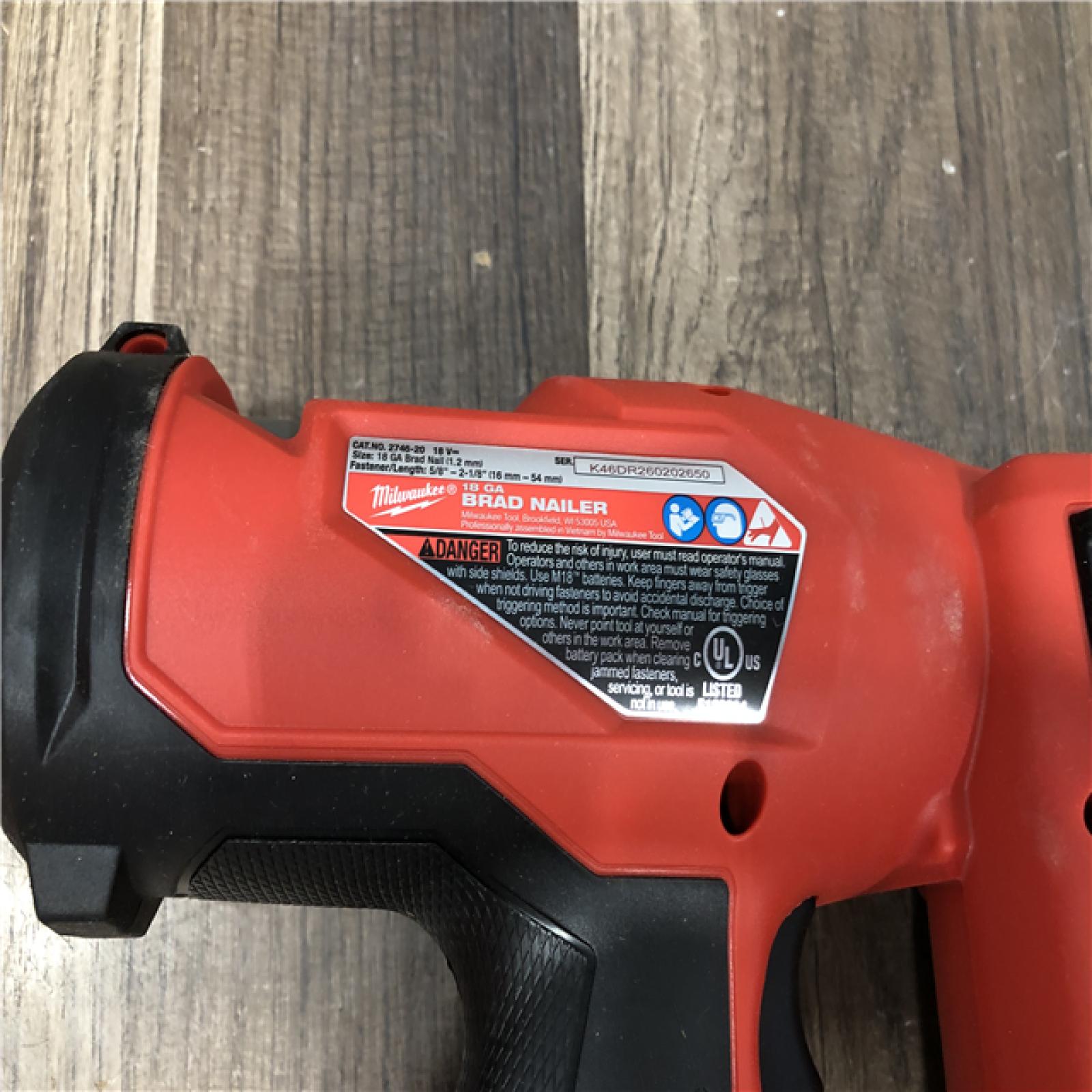 AS-IS Milwaukee FUEL 18-Volt Lithium-Ion Brushless Cordless Gen II 18-Gauge Brad Nailer (Tool-Only)