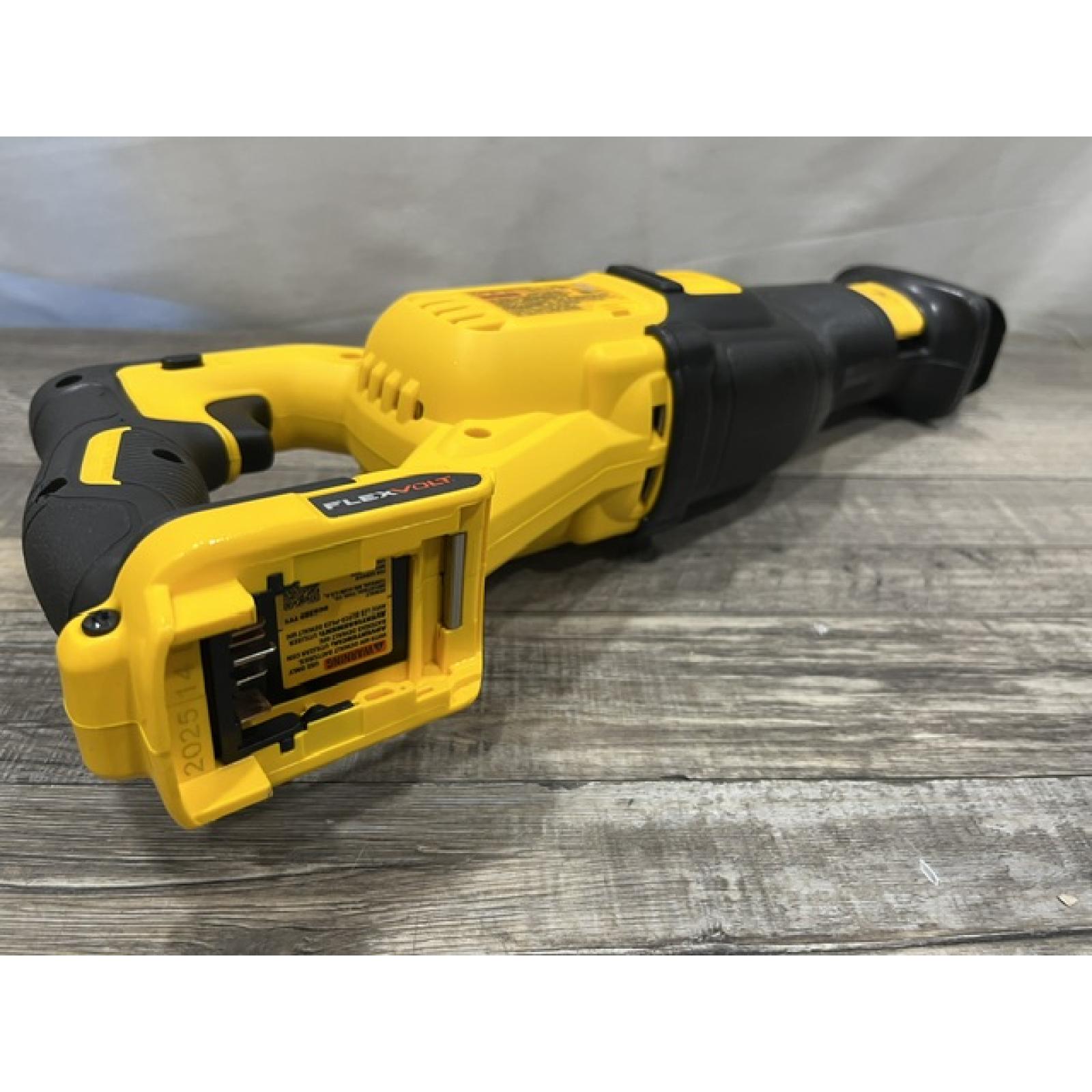 NEW - DEWALT FLEXVOLT 60V MAX Cordless Brushless Reciprocating Saw (Tool Only)