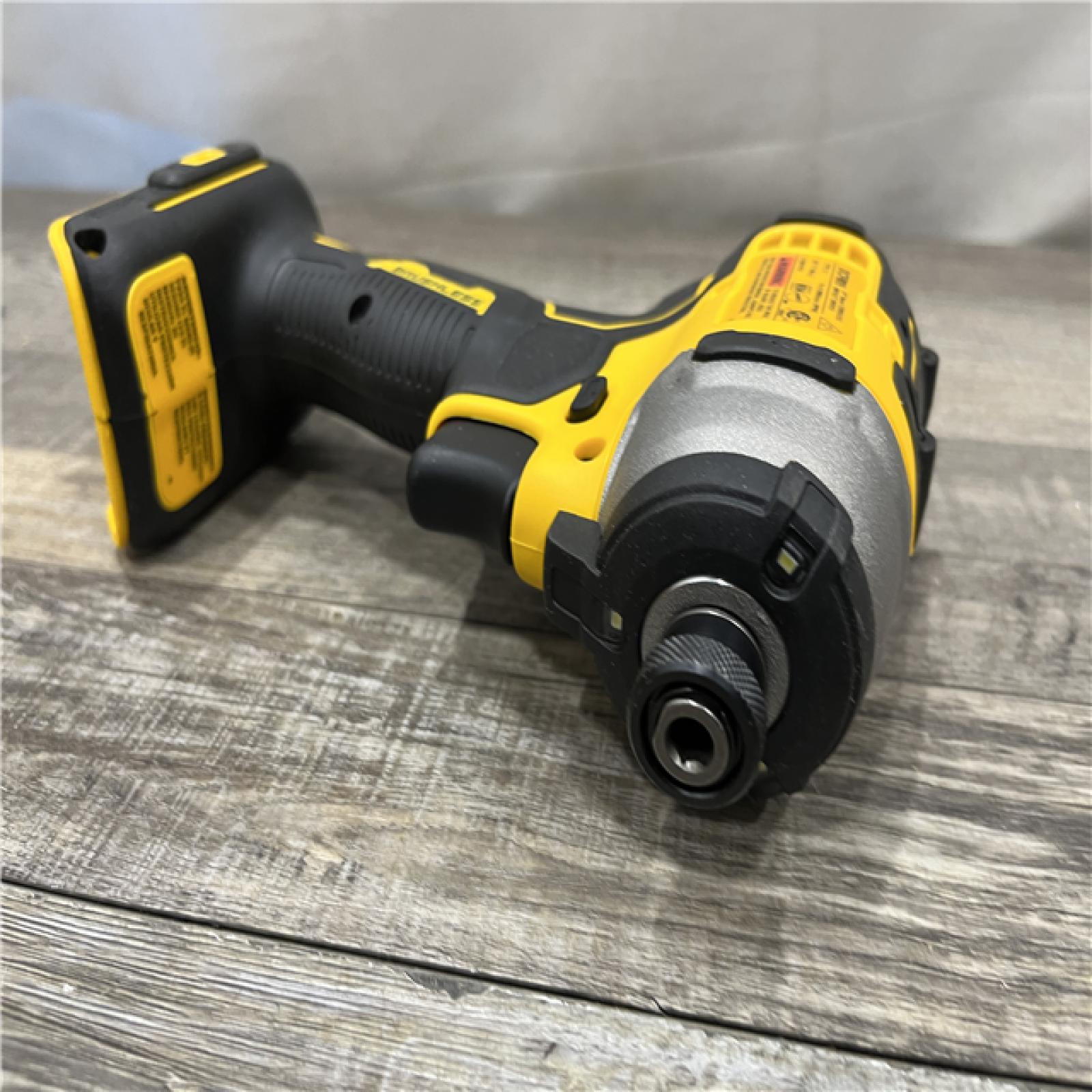 AS-IS DEWALT Atomic 20V Max Lithium-Ion Brushless Cordless Compact 1/4 in. Impact Driver Kit