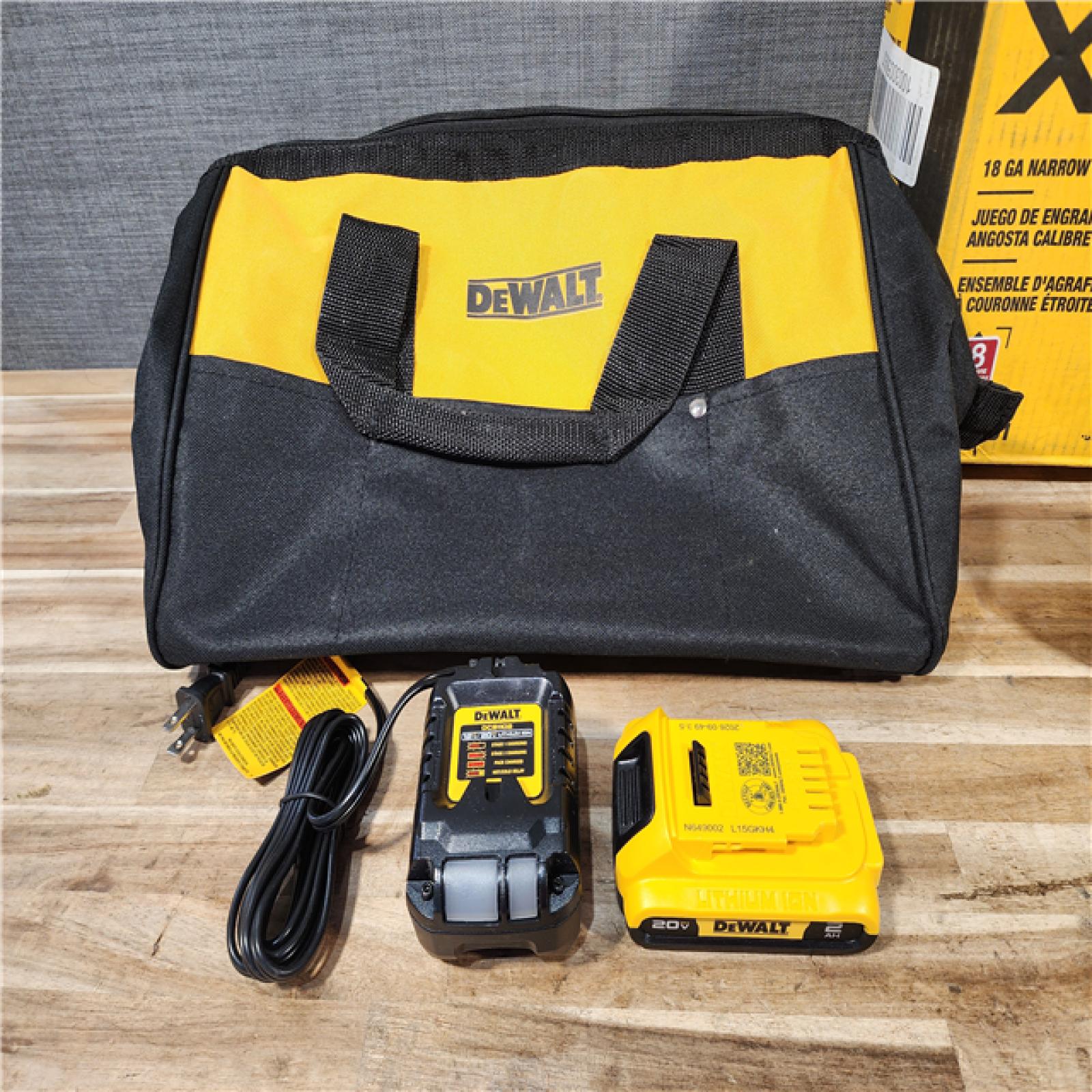 HOUSTON LOCATION - AS-IS DEWALT 20V MAX XR Lithium-Ion Cordless 18-Gauge Narrow Crown Stapler Kit