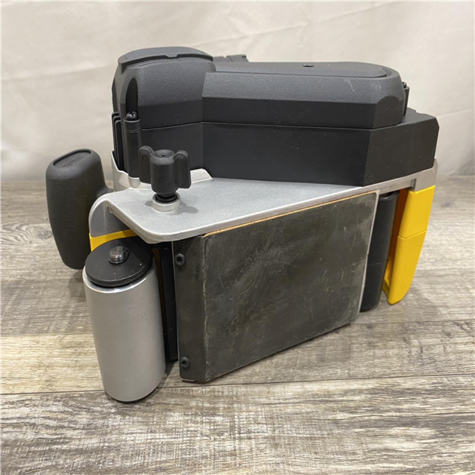 AS-IS DEWALT 20V MAX* XR Brushless Cordless Belt Sander (Tool-Only)